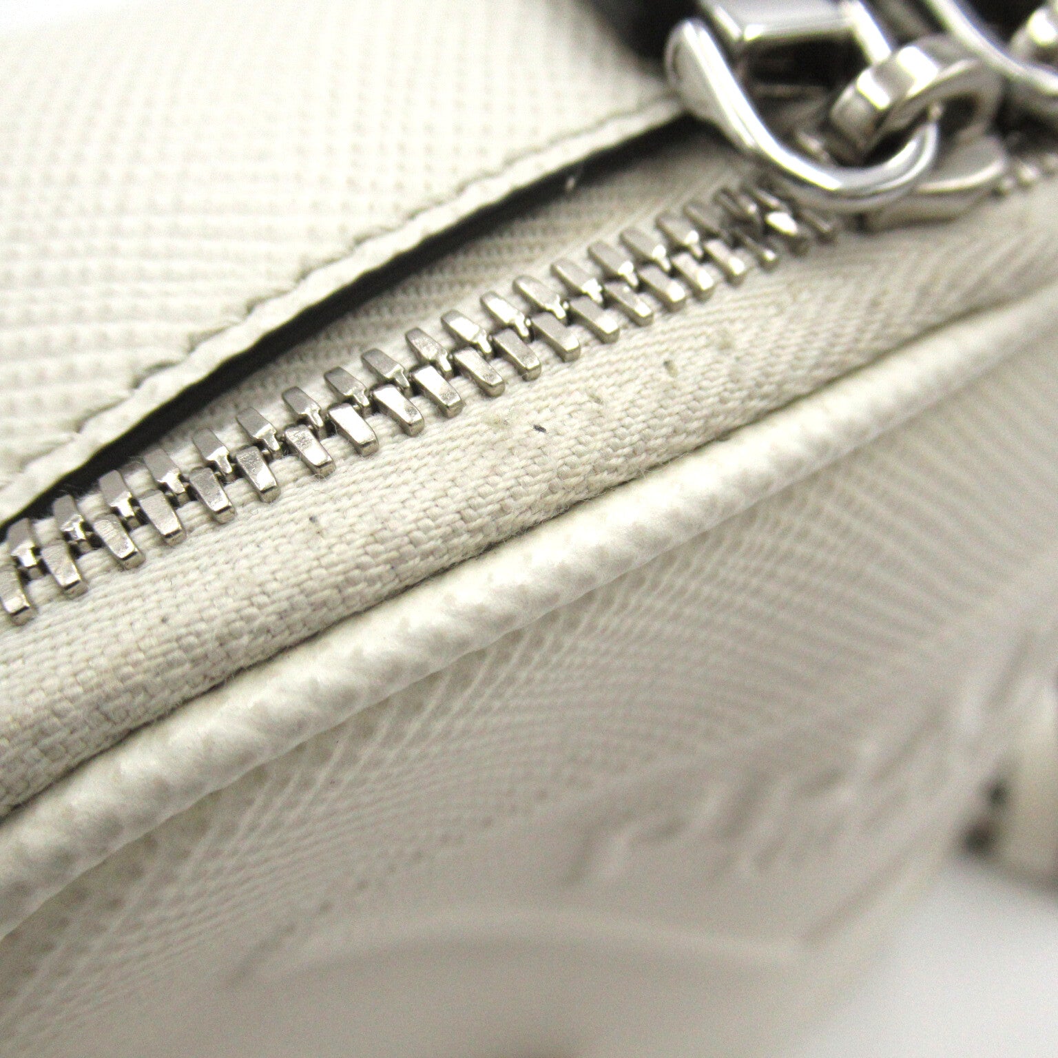 Prada Prada Shoulder Bag Shoulder Bag Sapphire Leather   White 2VH154