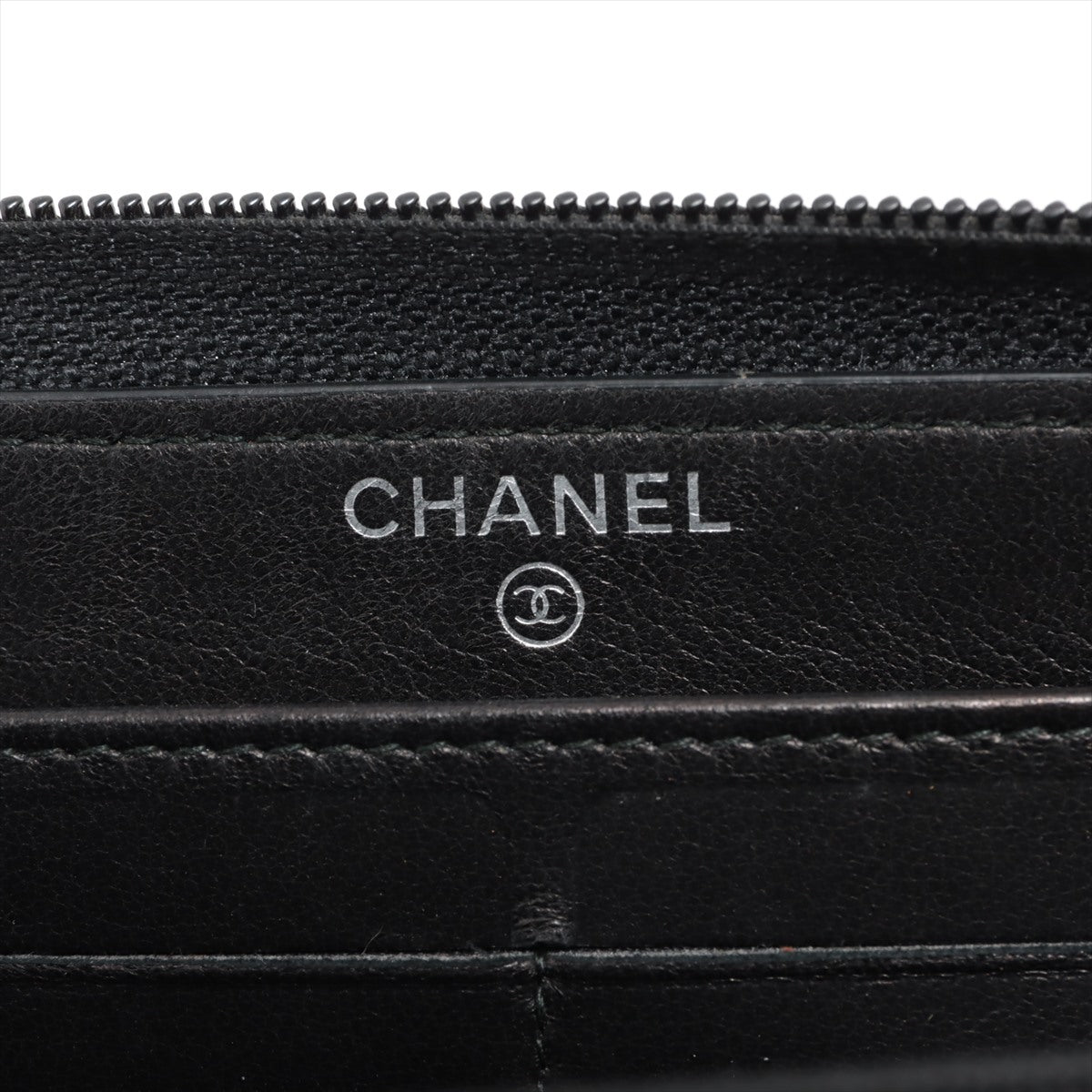 Chanel Boy Chanel Caviar S Round  Wallet Black Silver Gold