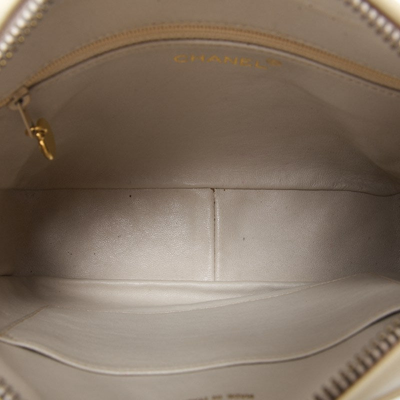 Chanel Matrasse Coco Chain Shoulder  Fringes  Ivory (Gen Gold ) Shoulder Bag Mini Shoulder Bag  Bag Hybrid   Ship] Dharma Sharma Online