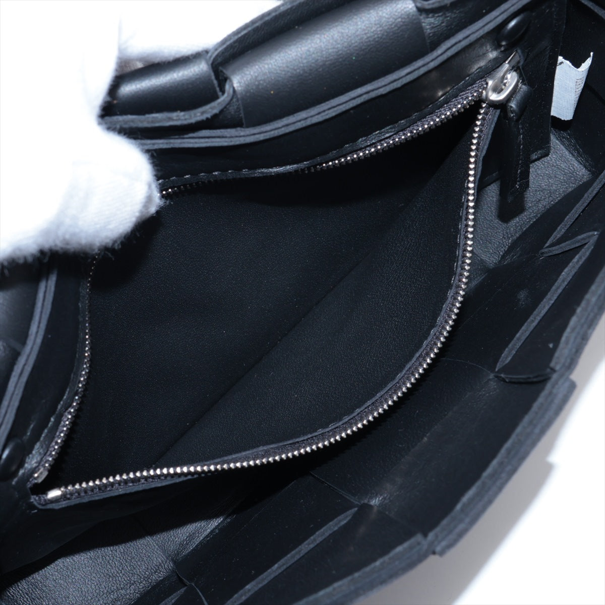 Bottega Veneta Maxine Incharted Casette Leather Shoulder Bag Black