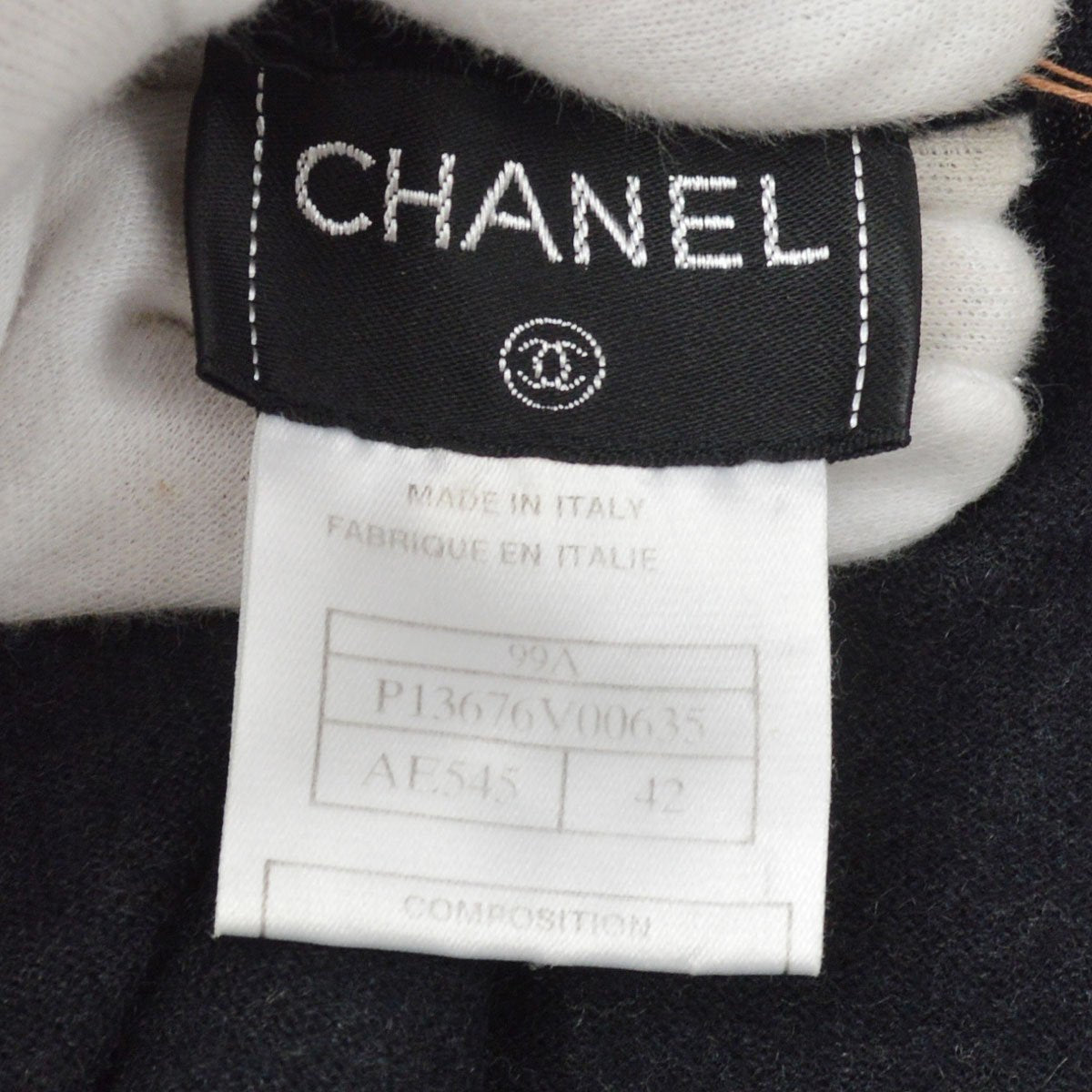 CHANEL 1999 Fall round neck knitted top 