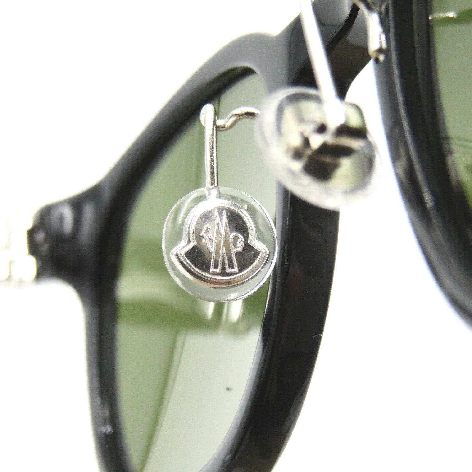 Moncler Moncler Sun Glasses    Black Dark Green Lens 5201D 001(50)