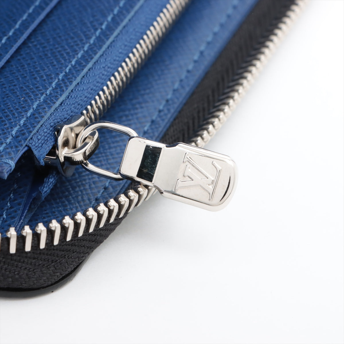 Louis Vuitton  Zippy Wallet Vertical M30447 Cobalt Round Zippe Wallet