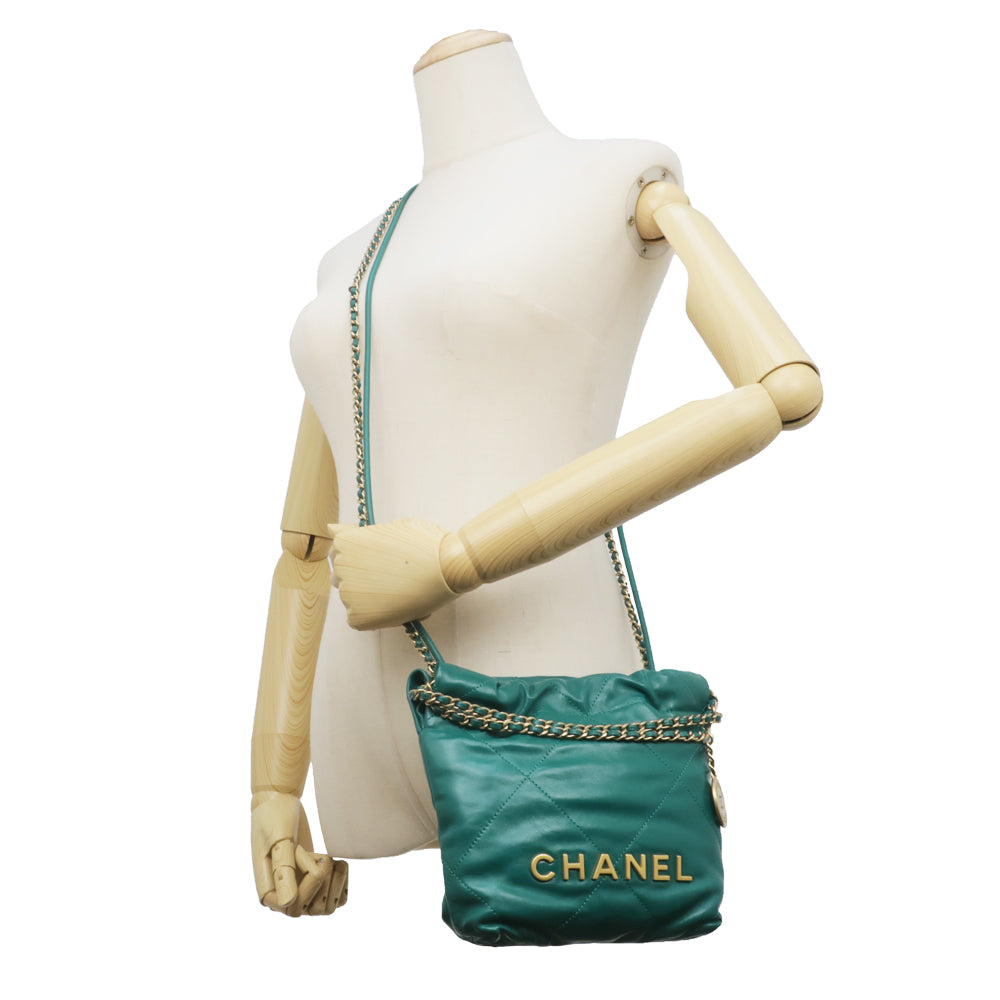 CHANEL CHANEL 22 Mini Chain Handbag Green Sder kerfs Matrasse AS3980