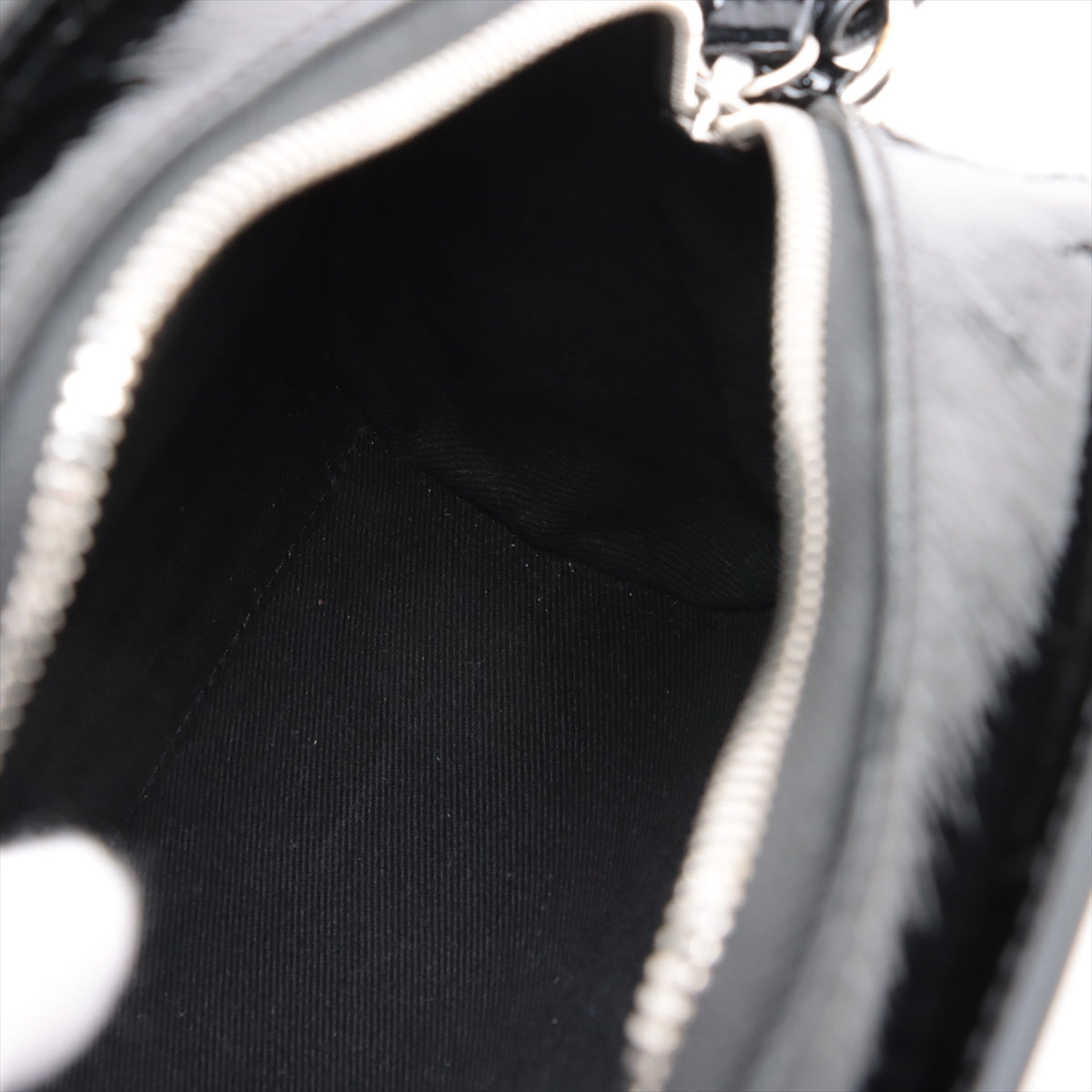 Arpace Patent Leather Shoulder Bag Black