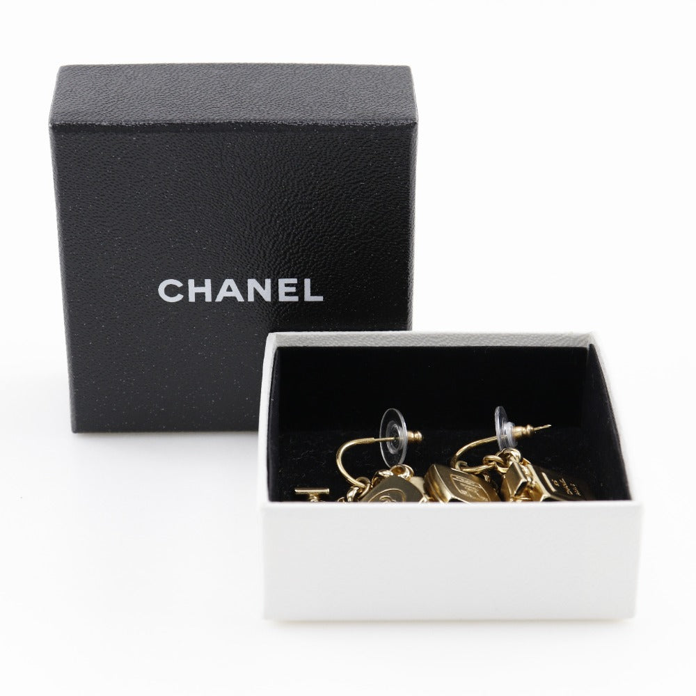CHANEL CHANEL 3P Charm Stud Earrings Coco Swing G  French Square  28.4g 3P Charm  Charm