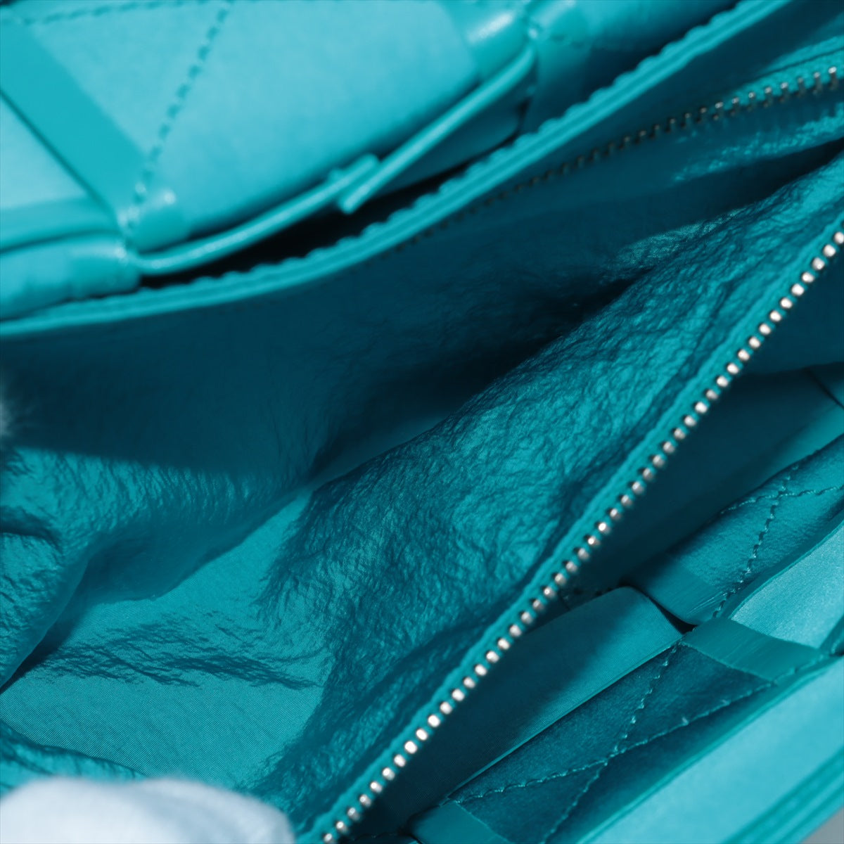 Bottega Veneta Maxine Incharted Casette 皮革單肩包 藍色