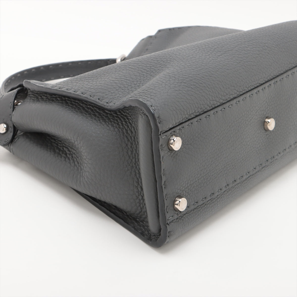 Fendi Peekaboo Regulator Selleria Leather 2WAY Handbag Gr 8BN290