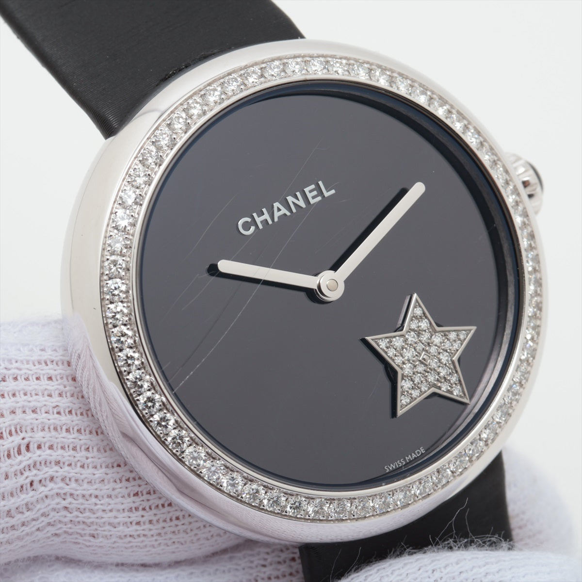 Chanel Mademoiselle Prive H2928 WG  Leather AT Black Screensaver