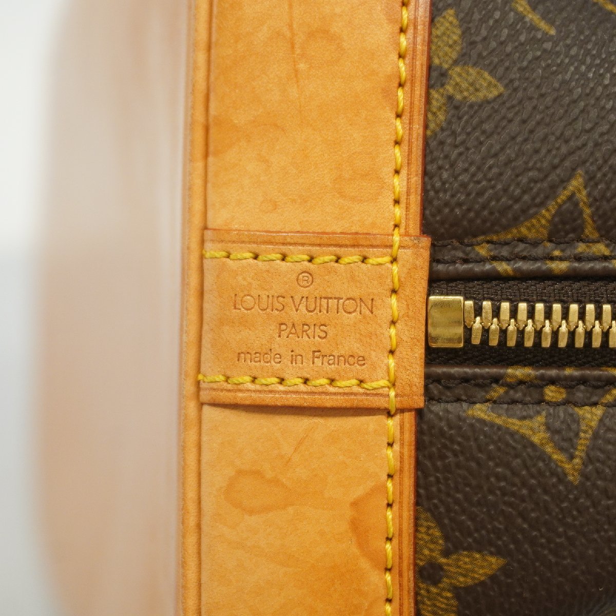 Authentic Louis Vuitton Monogram Alma MM Handbag M51130