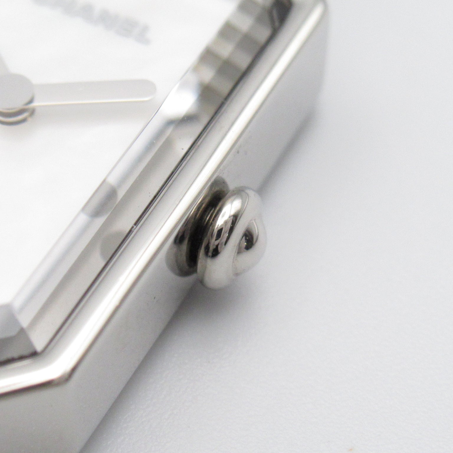 Chanel Premium Lock Pop  Watch Stainless Steel Leather Belt  White H4559