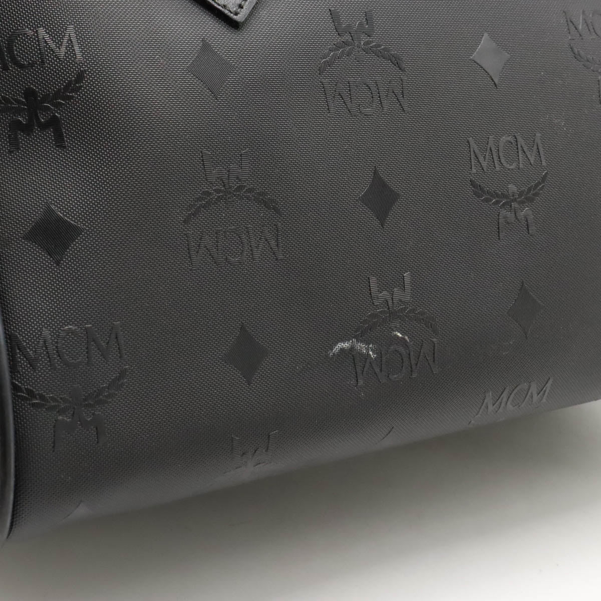 MCM Emsiem 徽標手提包迷你波士頓包 PVC 皮革黑色黑色金色鍍鋁