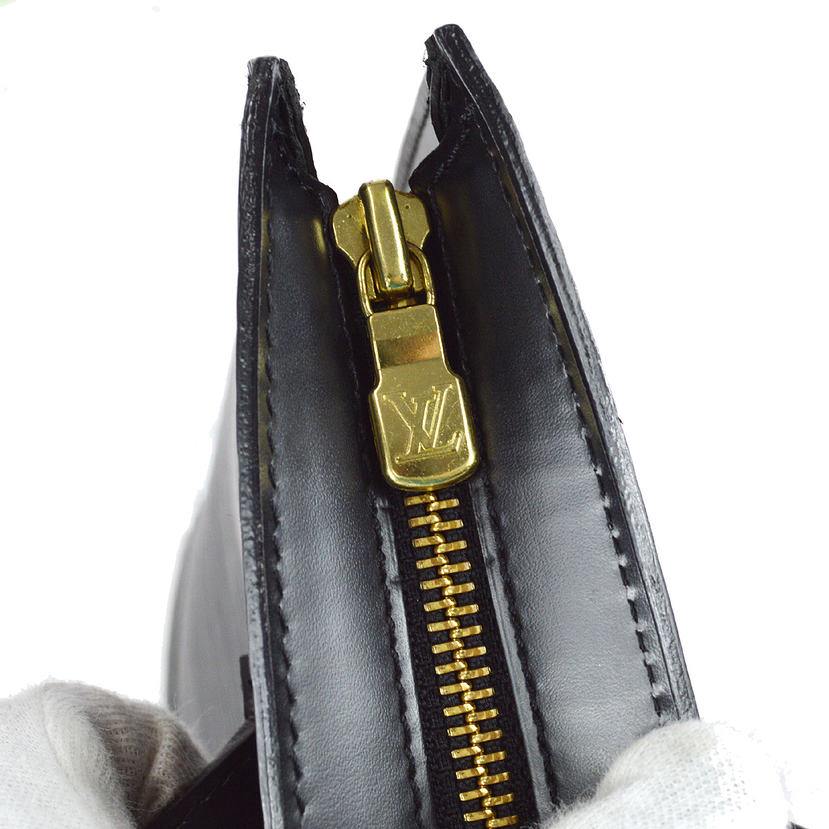 Louis Vuitton 2000 Black Epi Saint Jacques M52272