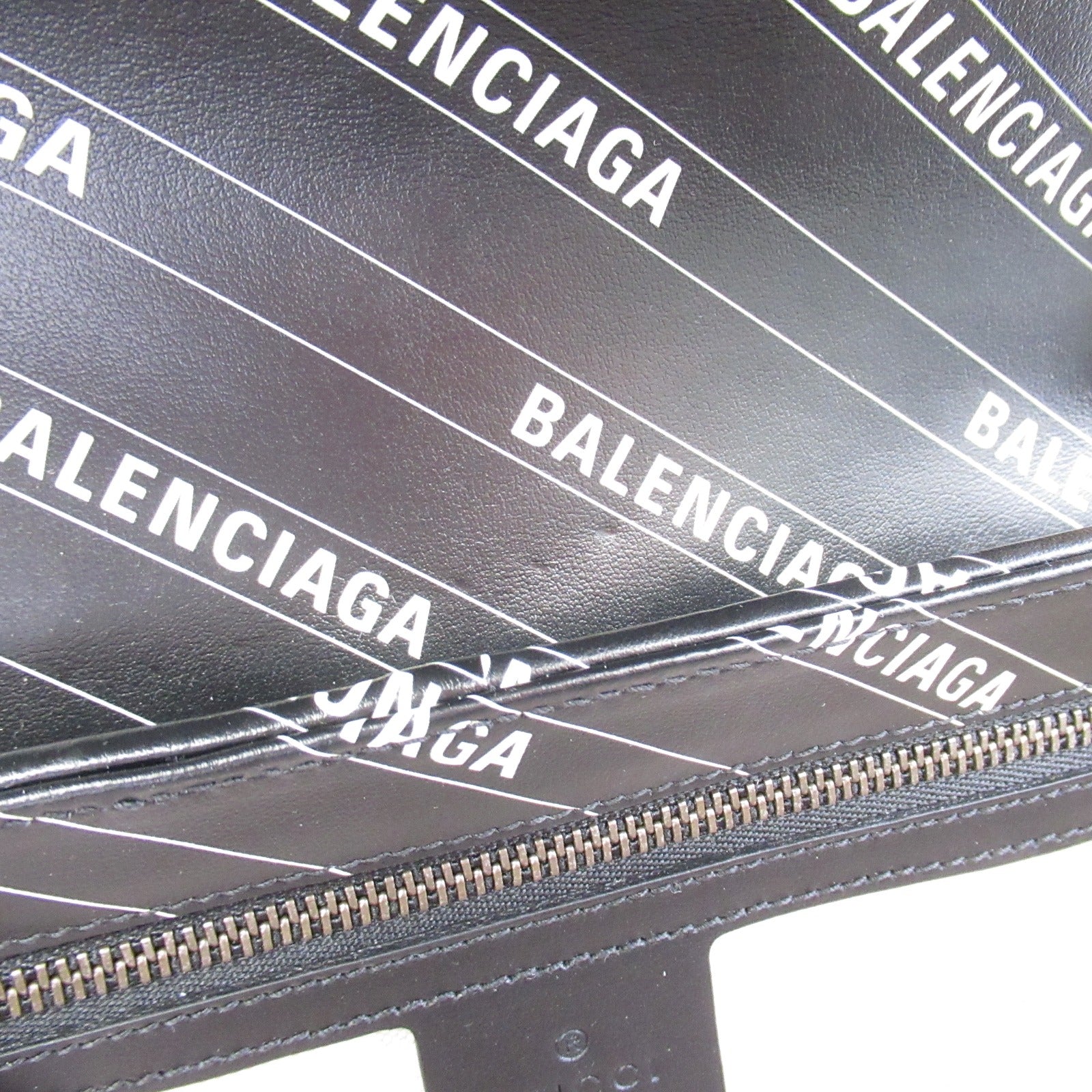 Gucci Gucci X BALENCIAGA Chain Shoulder Bag Leather  Black/White 443497