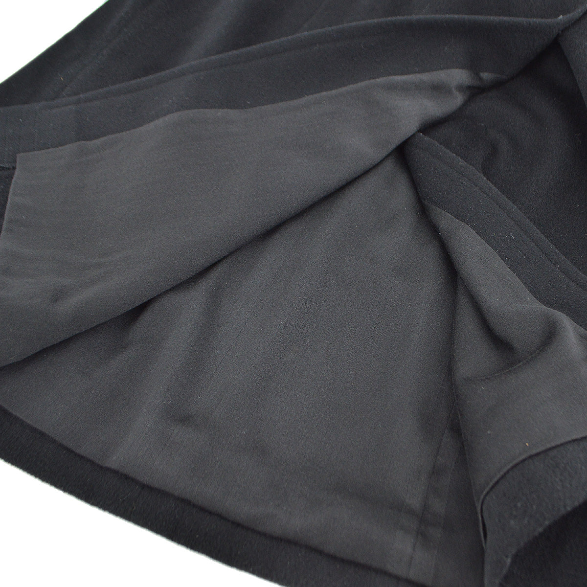 Chanel 2001 Fall buttoned A-line cashmere wrap skirt 