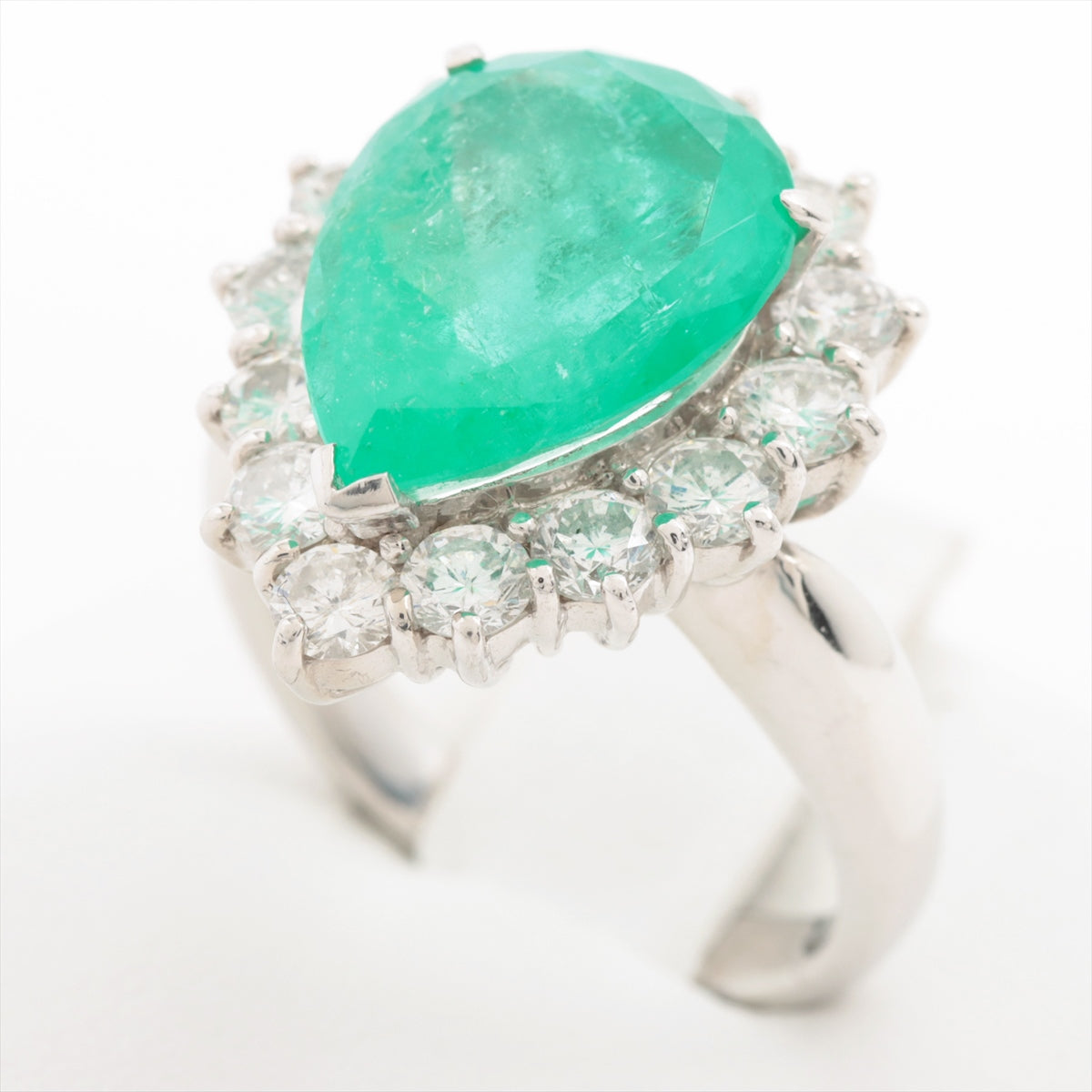Emerald Diamond Ring Pt900 10.6g 499 D146