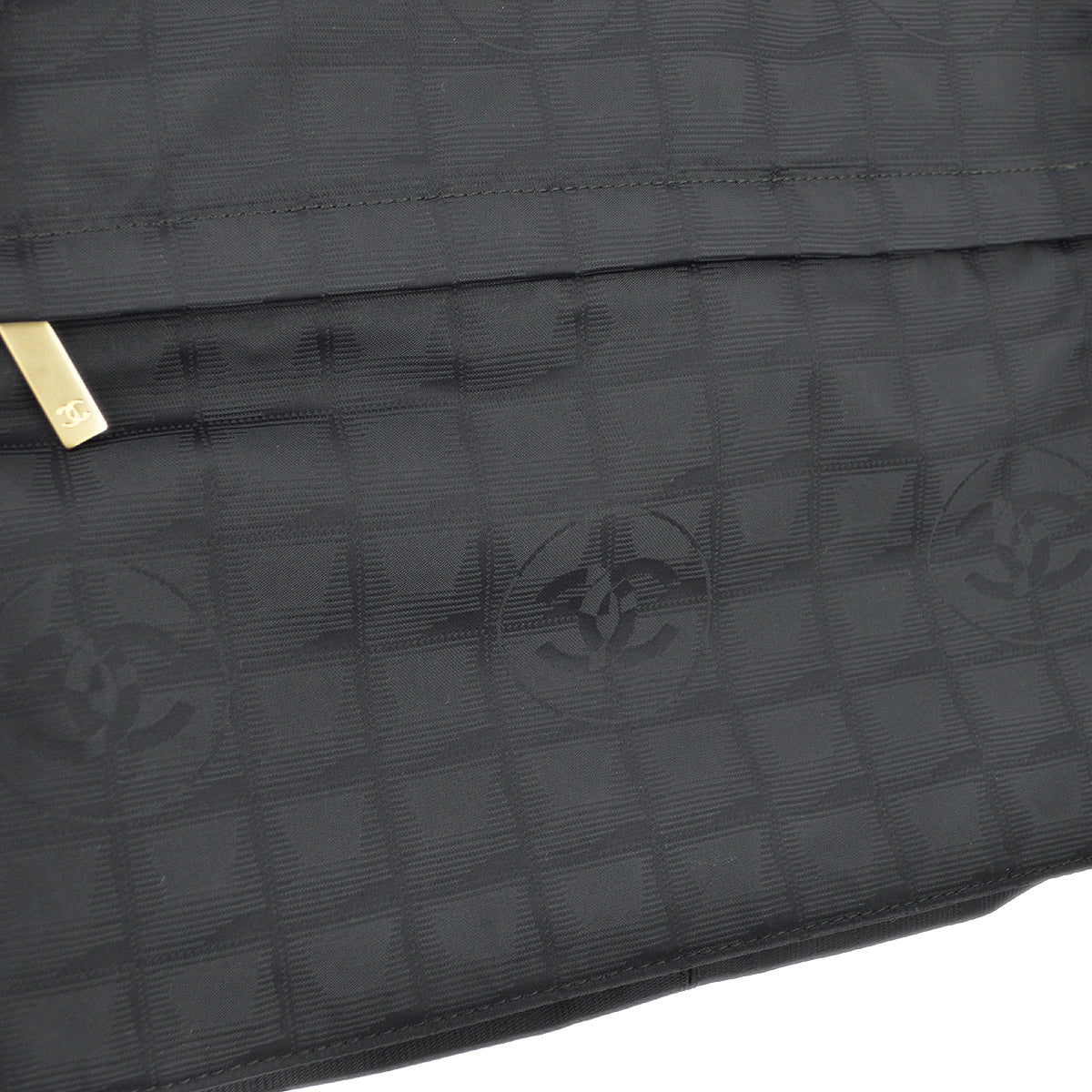 Chanel 黑色提花旅行系列郵差單肩包