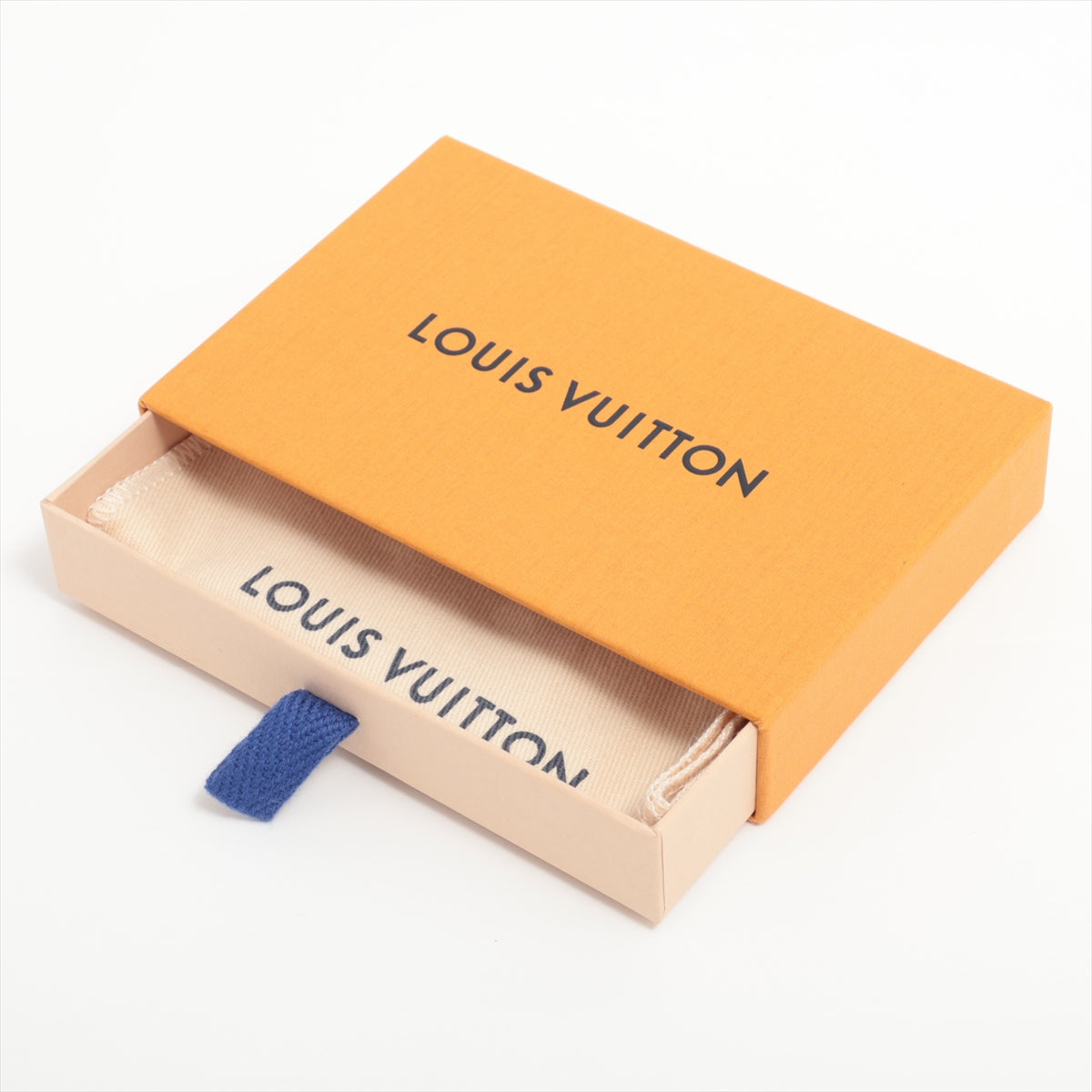 Louis Vuitton Taiga Multicle 6 M30500 Noneir Keycase  Reaction