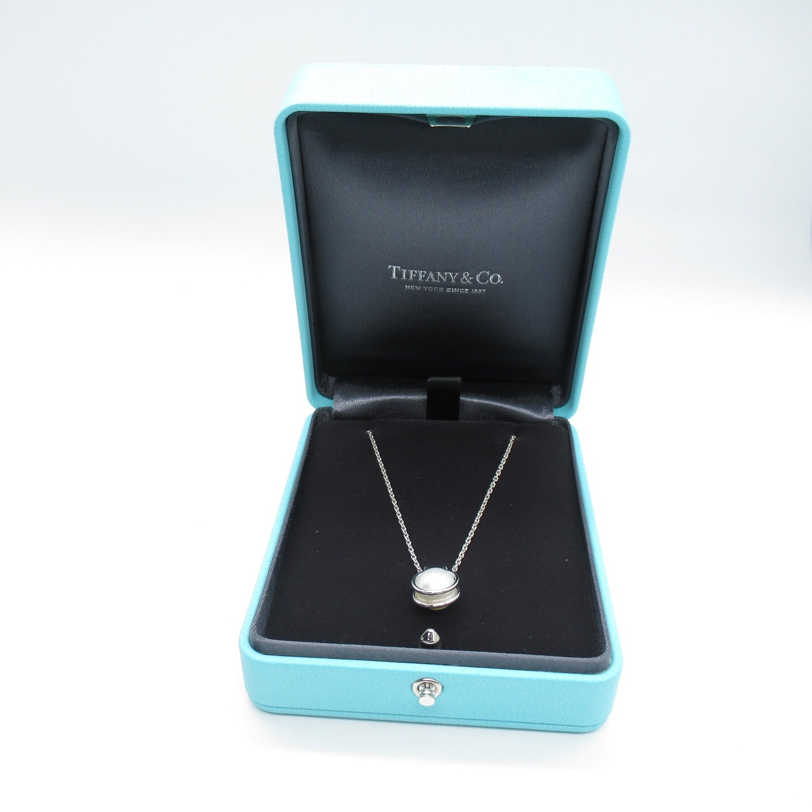 TIFFANY&amp;CO Freshwater Pearl Link Pendant Necklacey Jewelry Silver 925 Pearl  White 64048317
