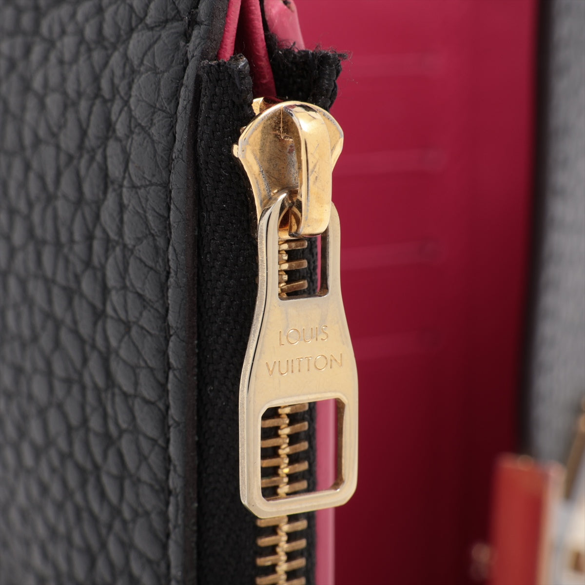 Louis Vuitton  Portefolio Capsule Compact M62157 Noir  Hot Pink Compact Wallet