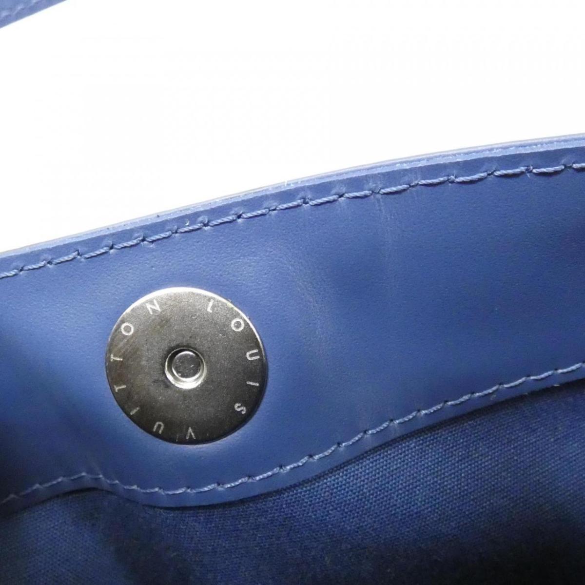 Louis Vuitton Epi Mandala PM M5893G Shoulder Bag