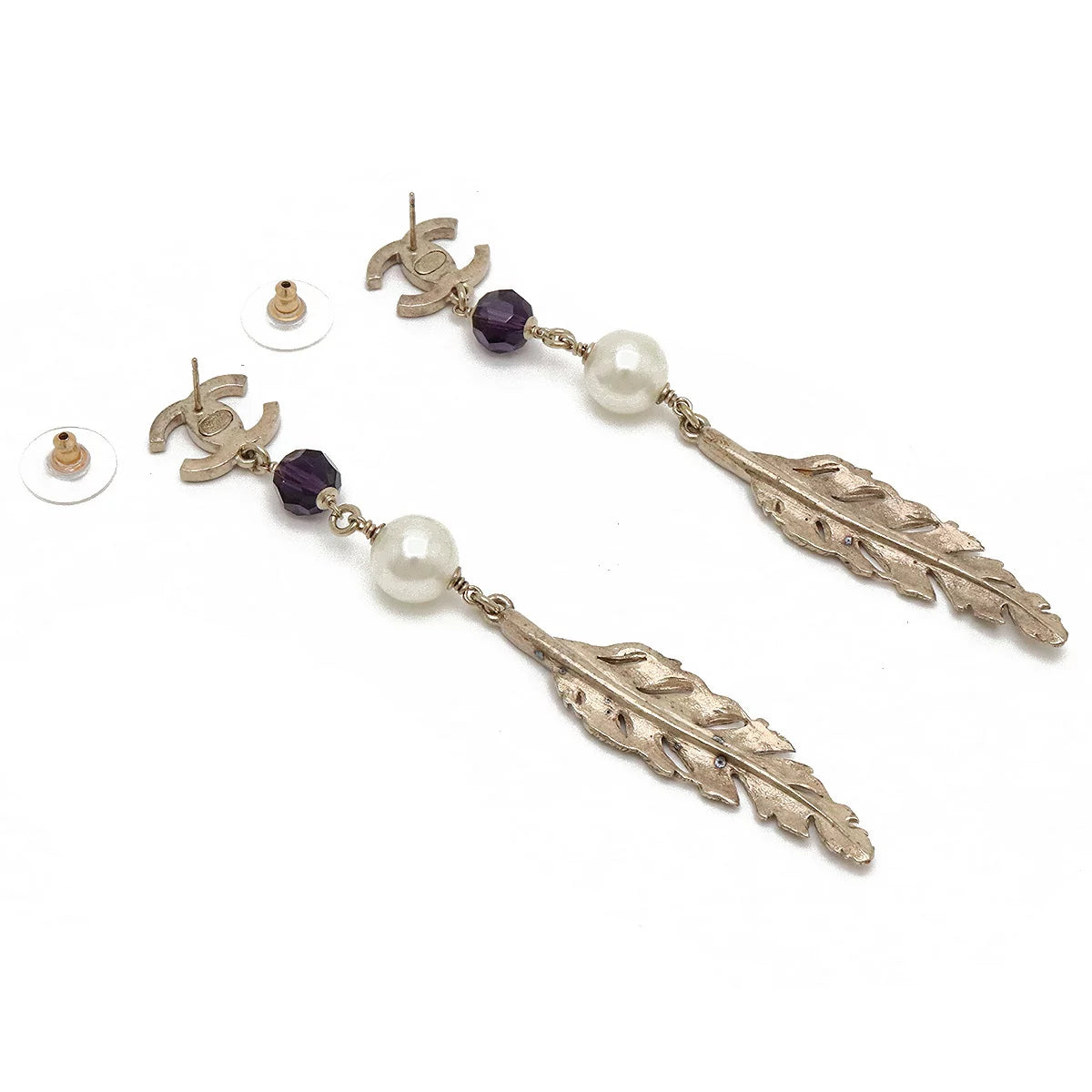 Chanel Feather Pearl Swing Earrings Gold – Timeless Vintage Company