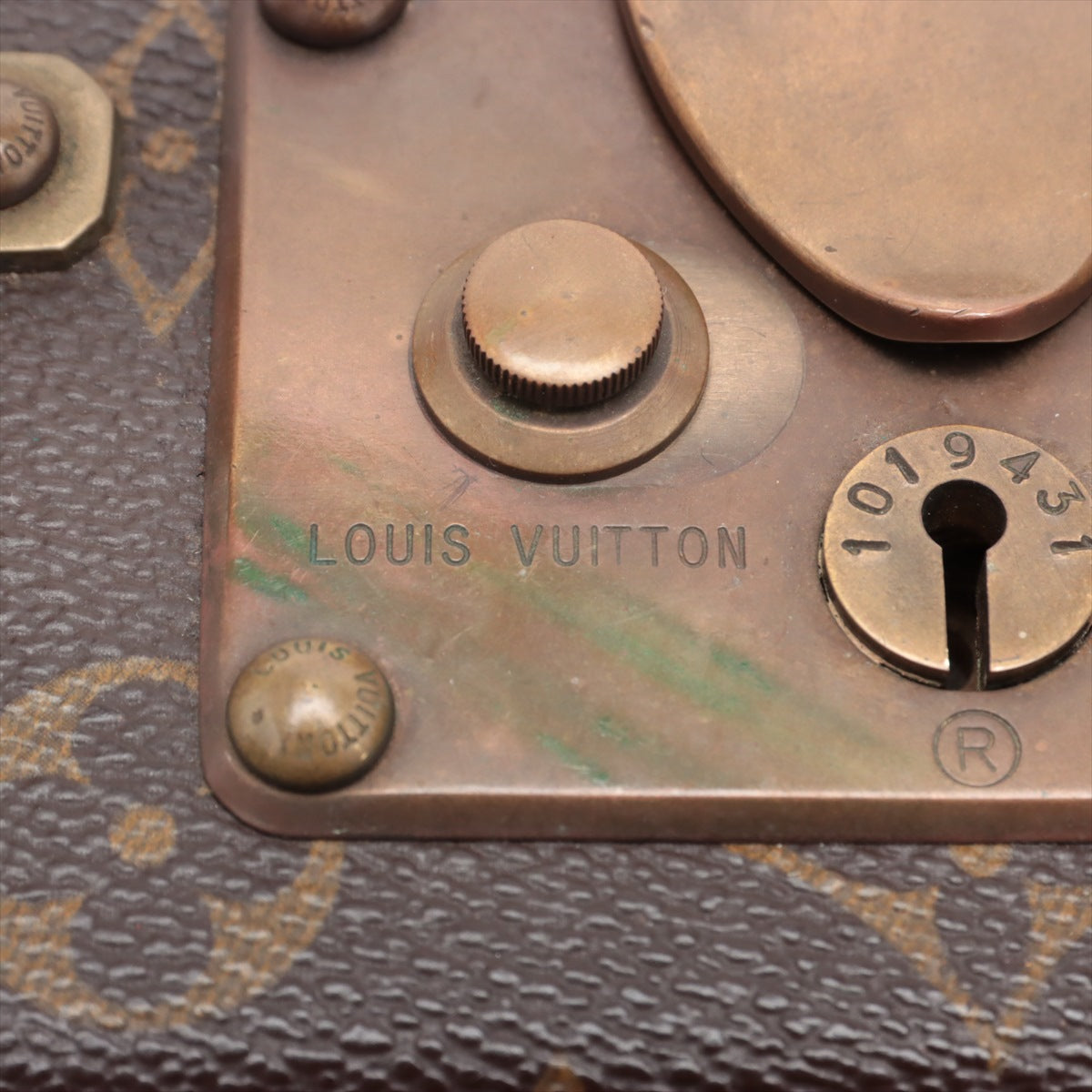 Louis_Vuitton Monogram Super President M53000