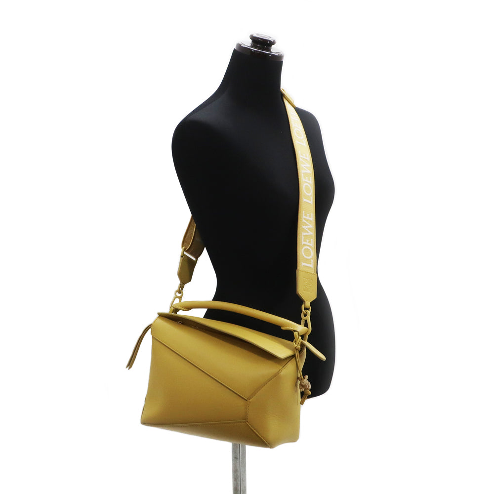 LOEWE Puzzle Edge Small A510P60X24 Pearl Yellow Gr  Metal Strip  2WAY Hand Shoulder  Bag