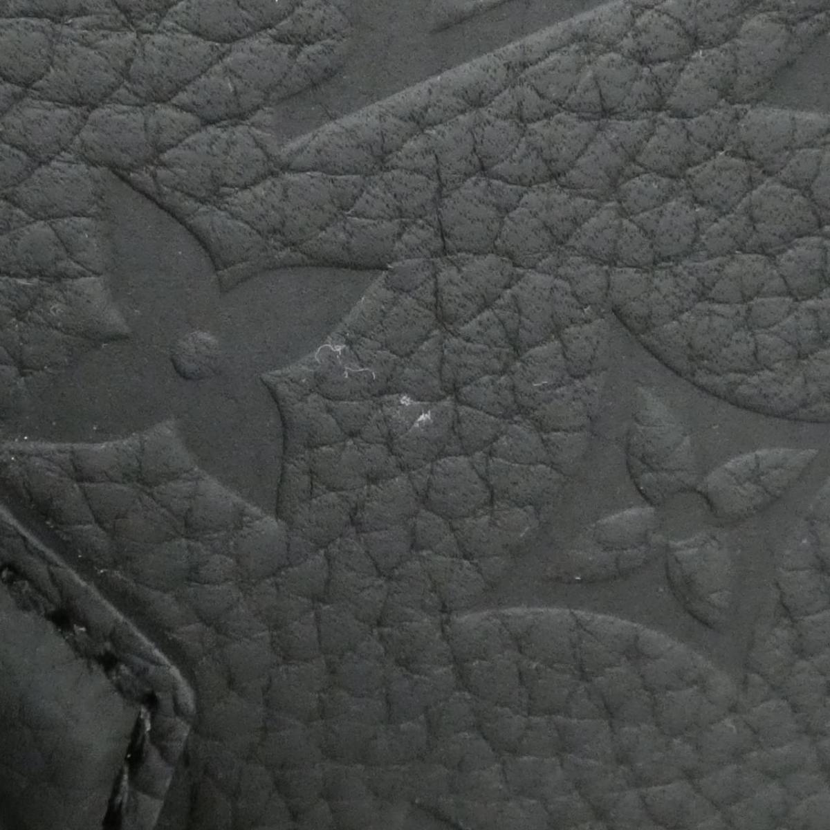Louis Vuitton  Monogram Saucer Cross M21884 Bag