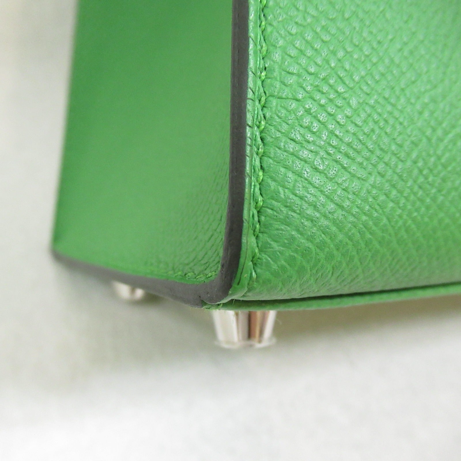 Hermes Kelly 25 Handbag  Sewing Handbag Leather Epsom  Green