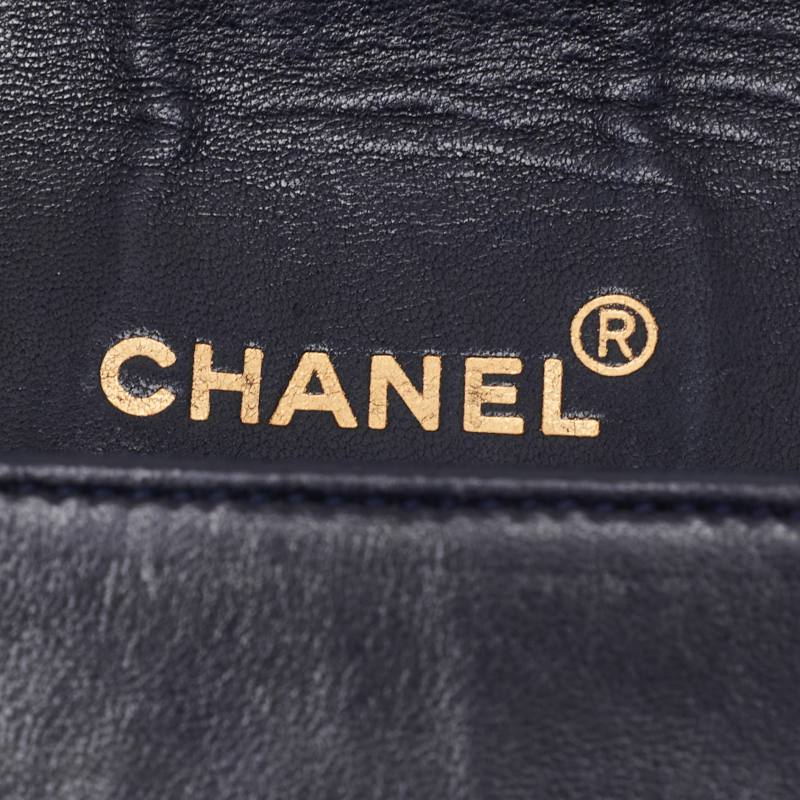 Chanel Matrasse Bicycle Chain Shoulder  Navyx White  Shoulder Bag Mini Shoulder Bag  Bag Hybrid 【 Delivery】  Yabok Online