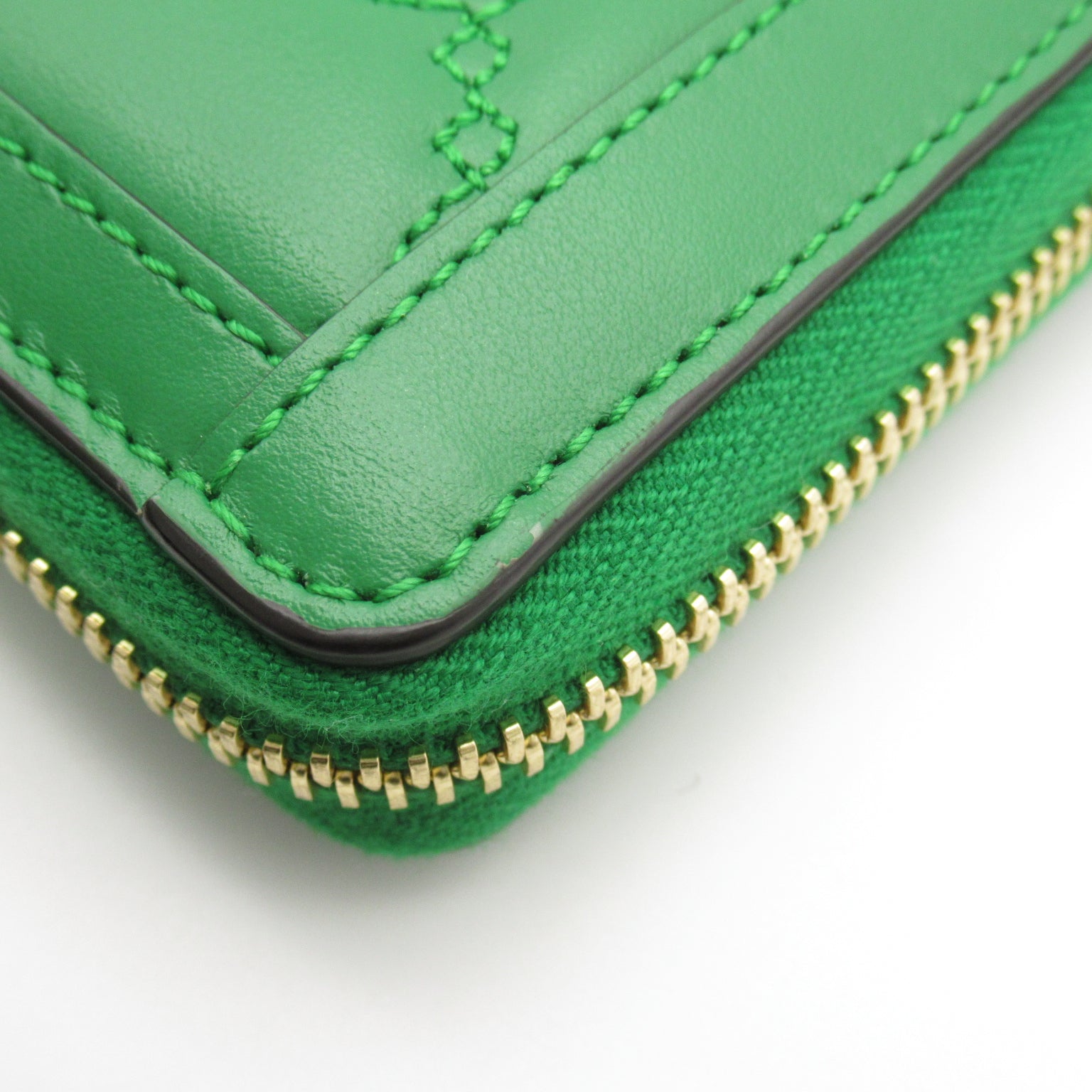 Gucci Round Long Wallet Round Long Wallet Leather  Green 723794