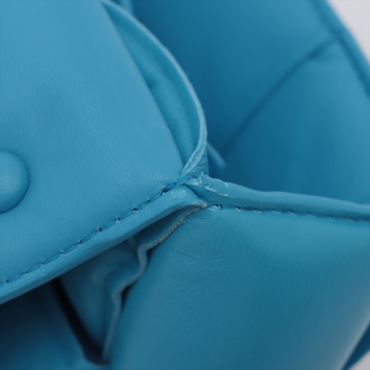 Bottega Veneta Maxine Incharted Padded Casette Leather Chain Shoulder Bag Blue