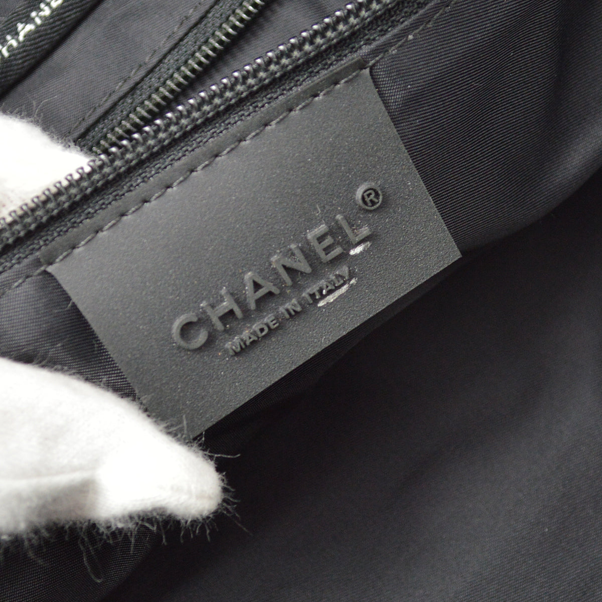 Chanel 黑色毛氈運動系列行李箱健身包