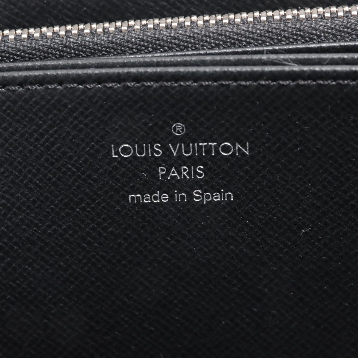 Louis Vuitton Monogram Jagard Denim Zippie Wallet M81858  Reaction