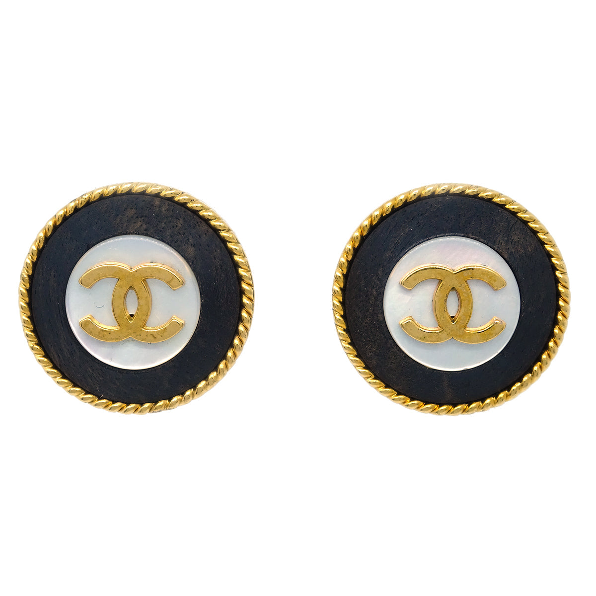 Chanel Black Button Shell Earrings Clip-On 96P