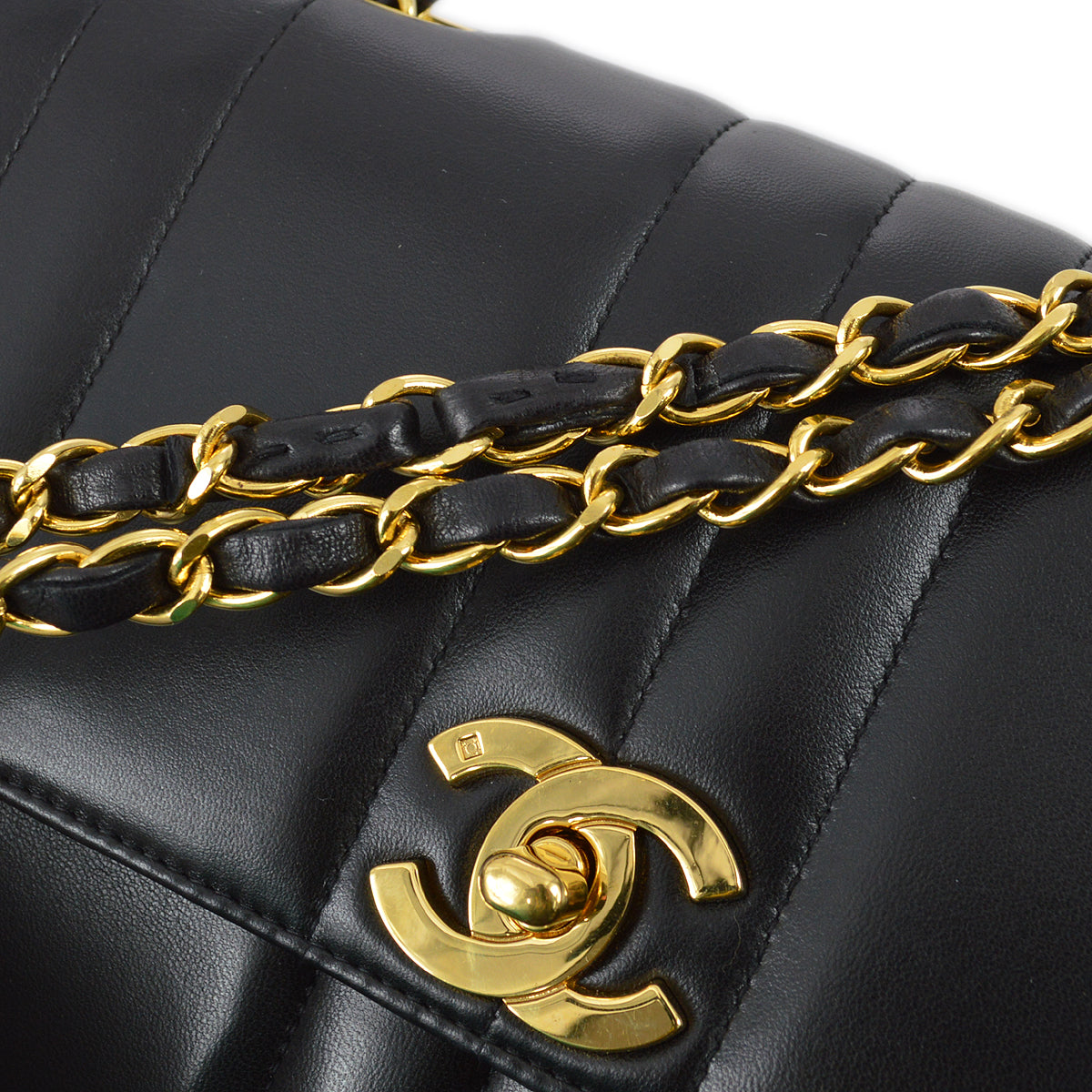 Chanel 1994-1996 黑色小羊皮小號垂直縫線直翻蓋包