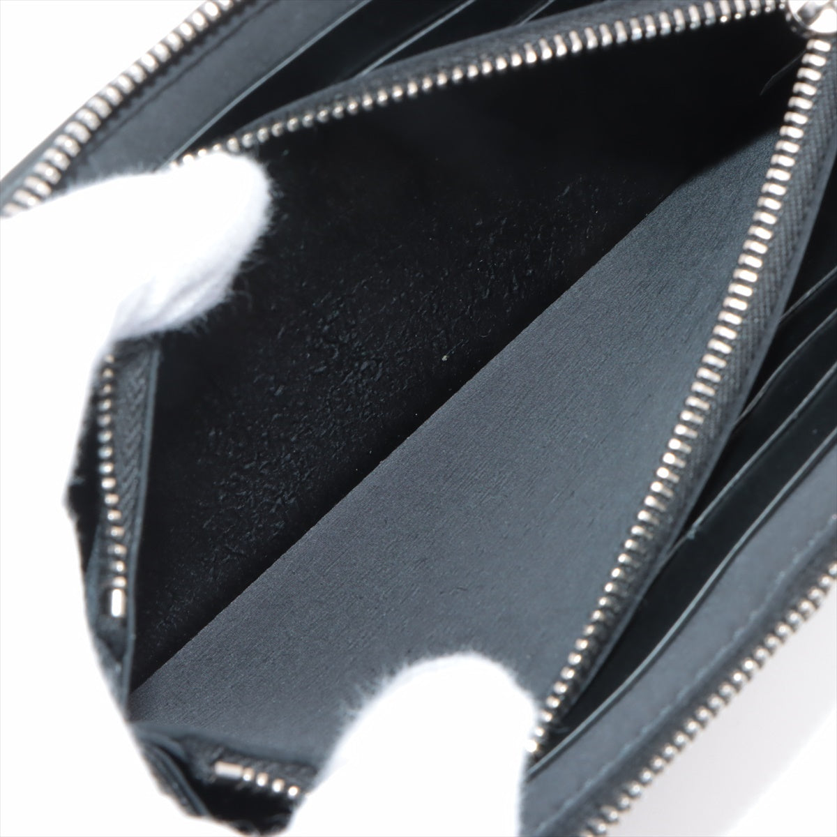Bottega Veneta Maxine Introduction Leather Round  Wallet Black