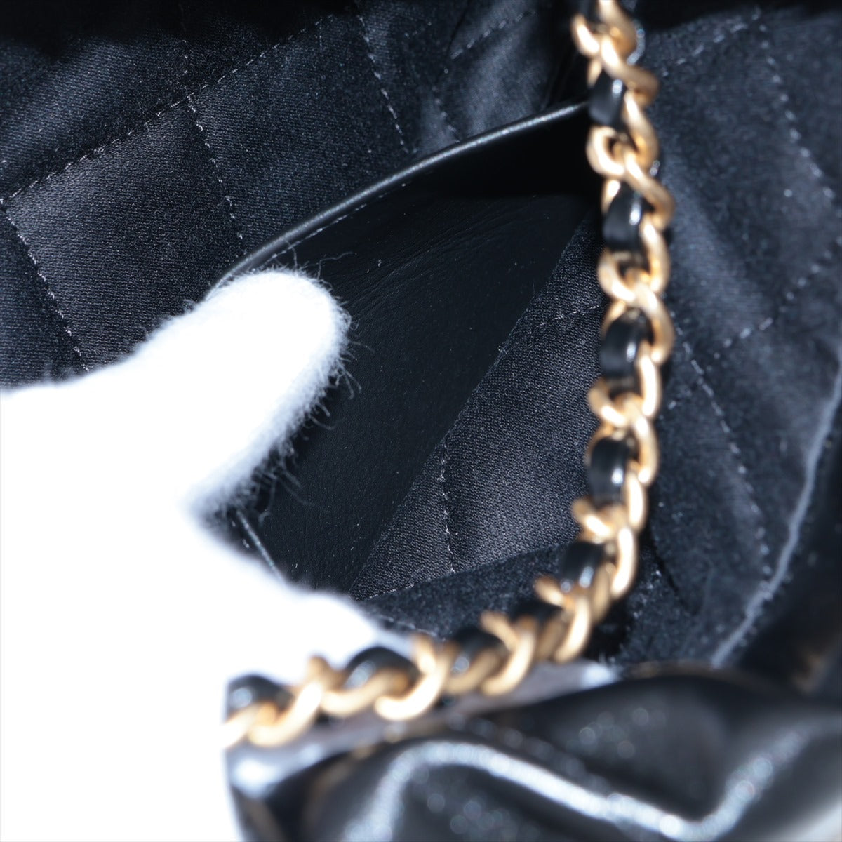 Chanel 22 Mini Leather Chain Shoulder Bag Black G  AS3980