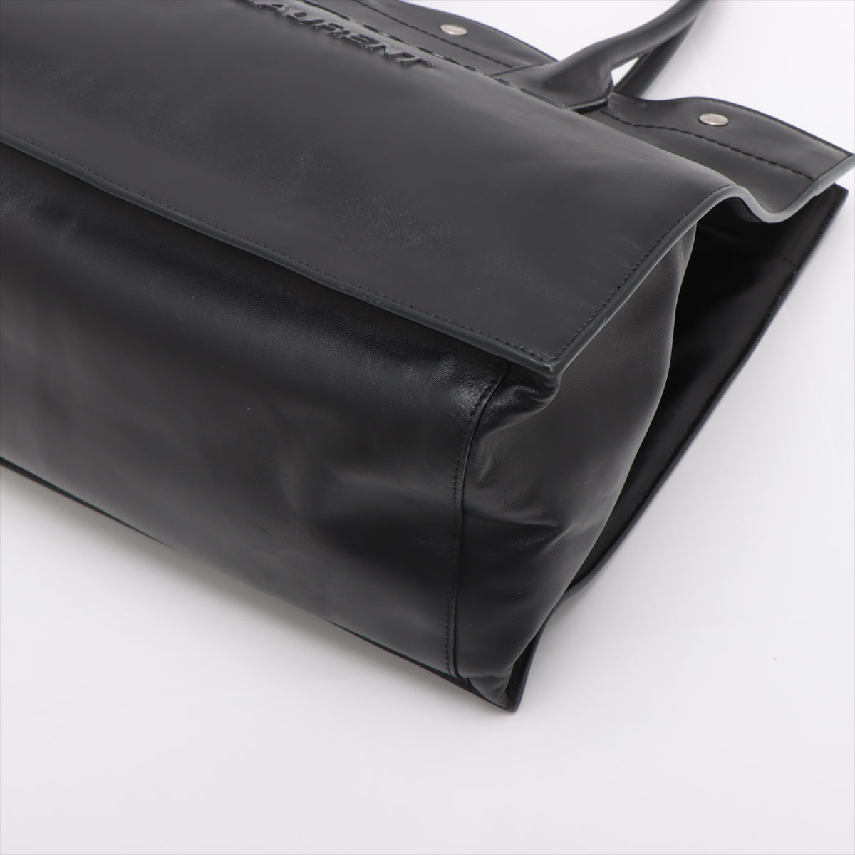 Saint Laurent  Livinghouse Leather  Bag Black 686266