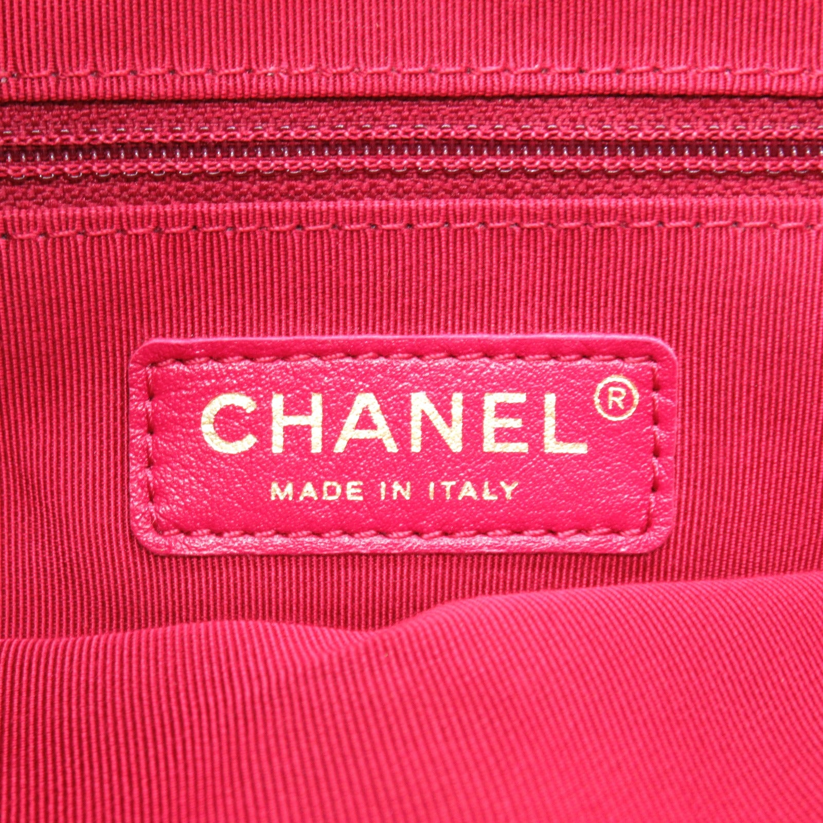 Chanel Sheldart Matrasse Sheldart Shoulder Bag   Black Box