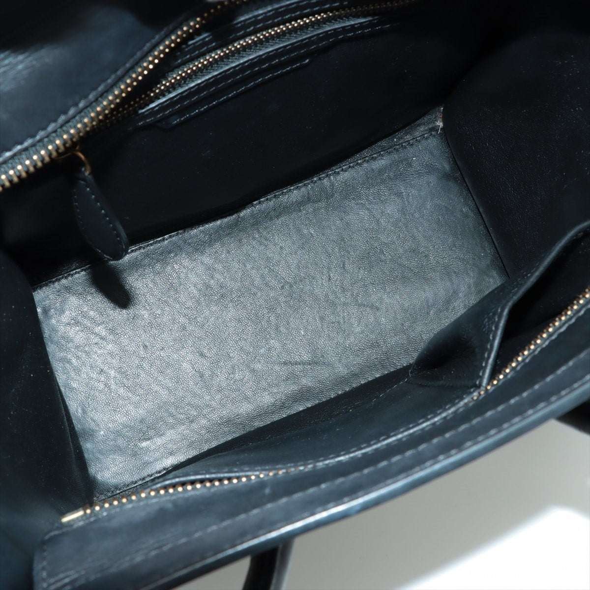 Celine Luggage Micro手提包 黑色 x 白色
