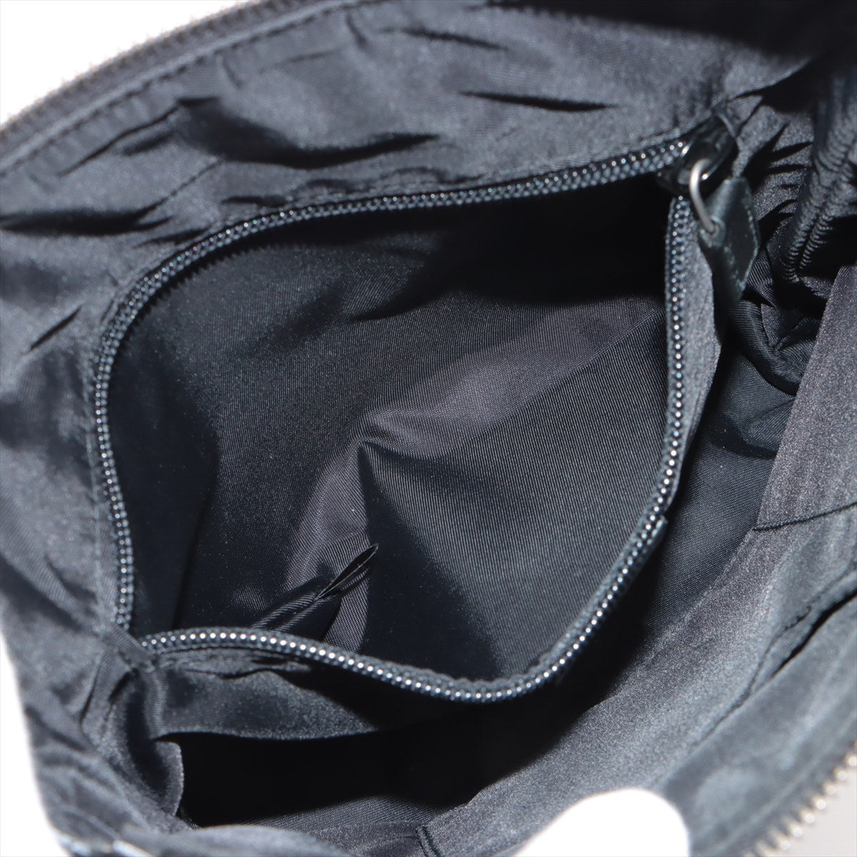 Gucci Nylon Shoulder Bag Black 631195