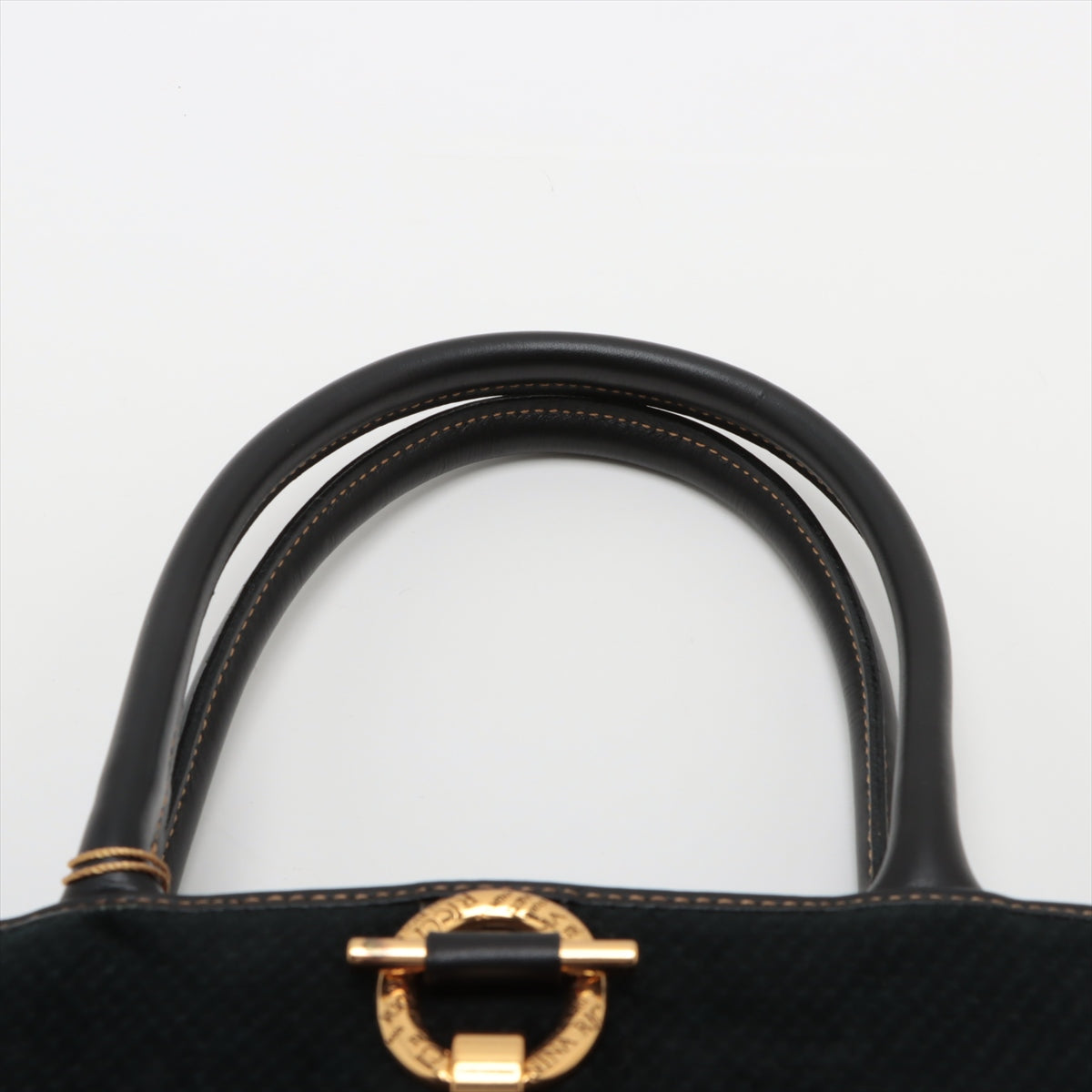 Black Handbag Black Handbag Black Handbag Black Handbags