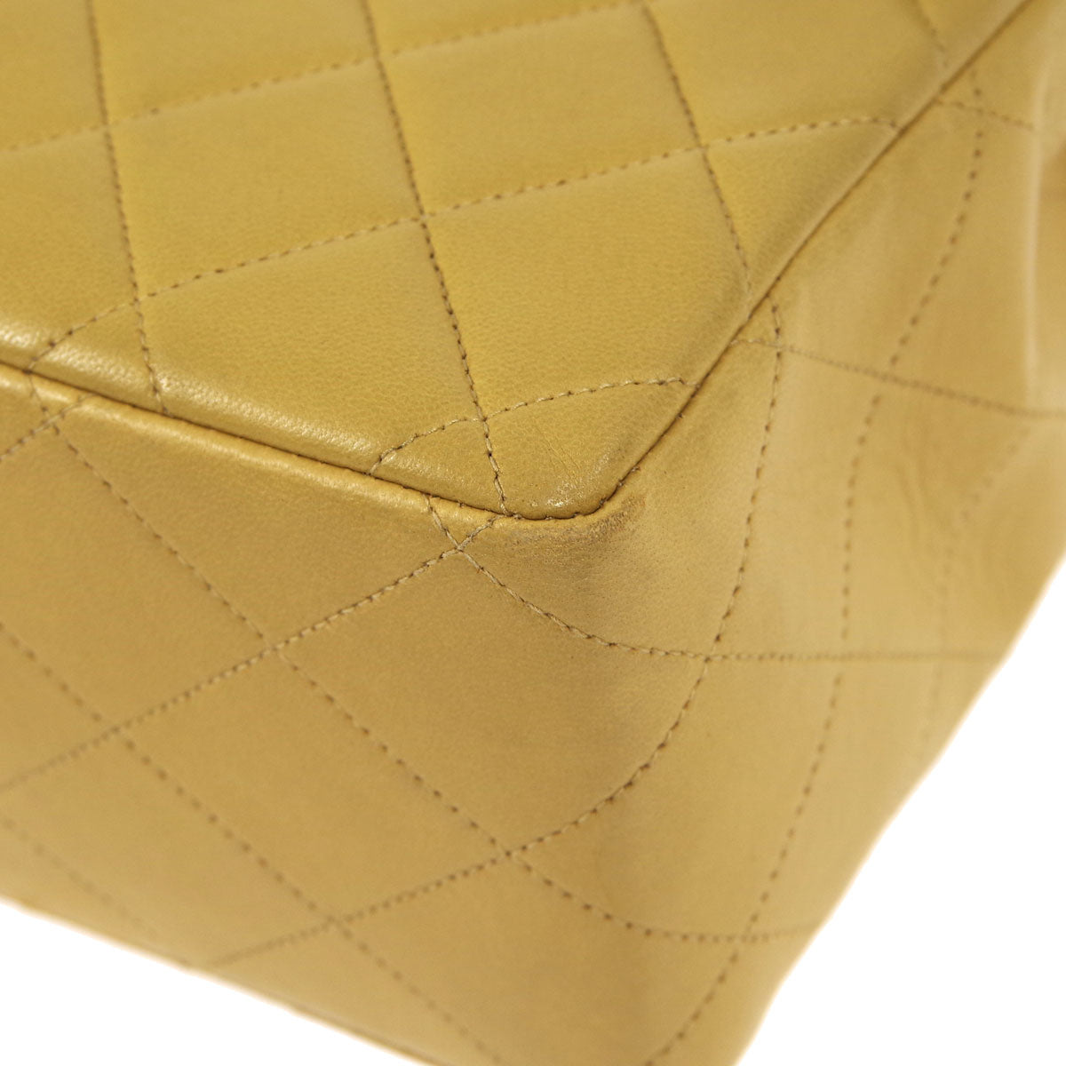Chanel 1994-1996 Lambskin Jumbo Classic Flap Bag