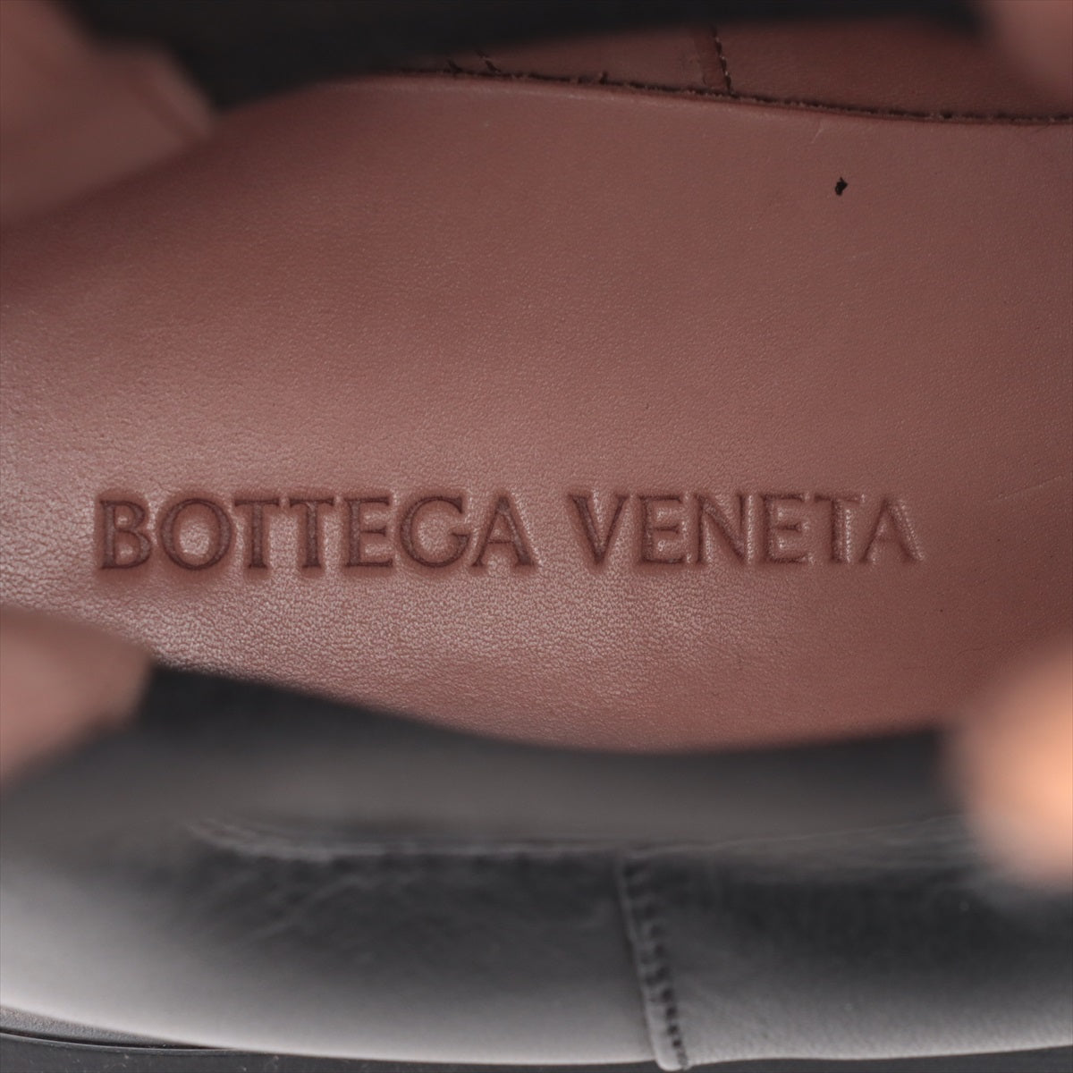 Bottega Veneta Leather Side Gourmet Boots 39  Black Rug