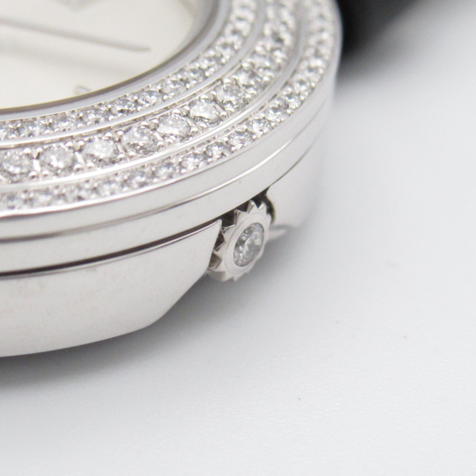 Van Cleef & Arpels Van Cleef & Arpels Charm Mini Watch Watch K18WG (White G) Leather Belt  Silver  VCARO29900