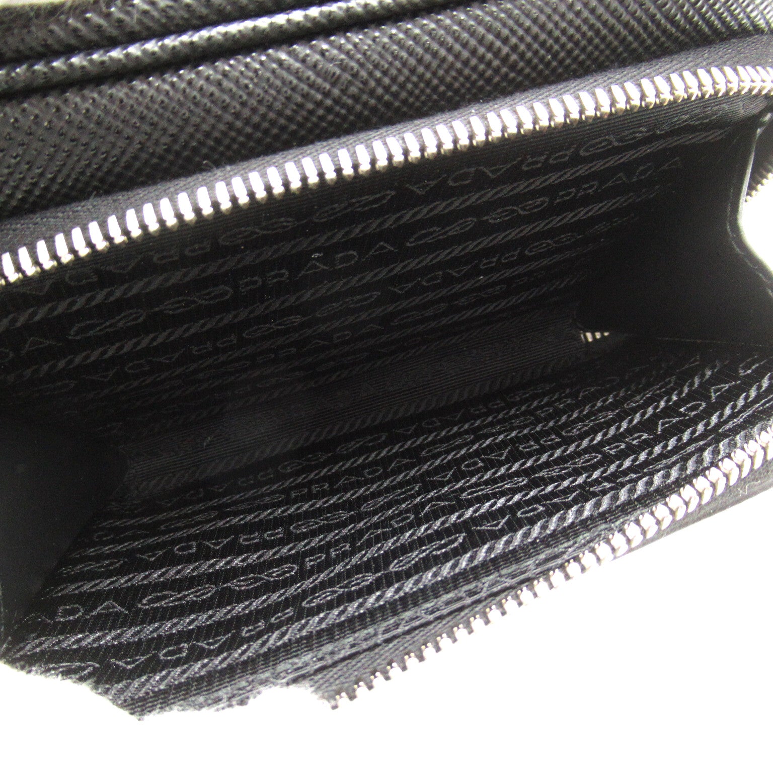 Prada Shoulder Bag Shoulder Bag Sapphire Leather   Black 2VH1722FADF0002