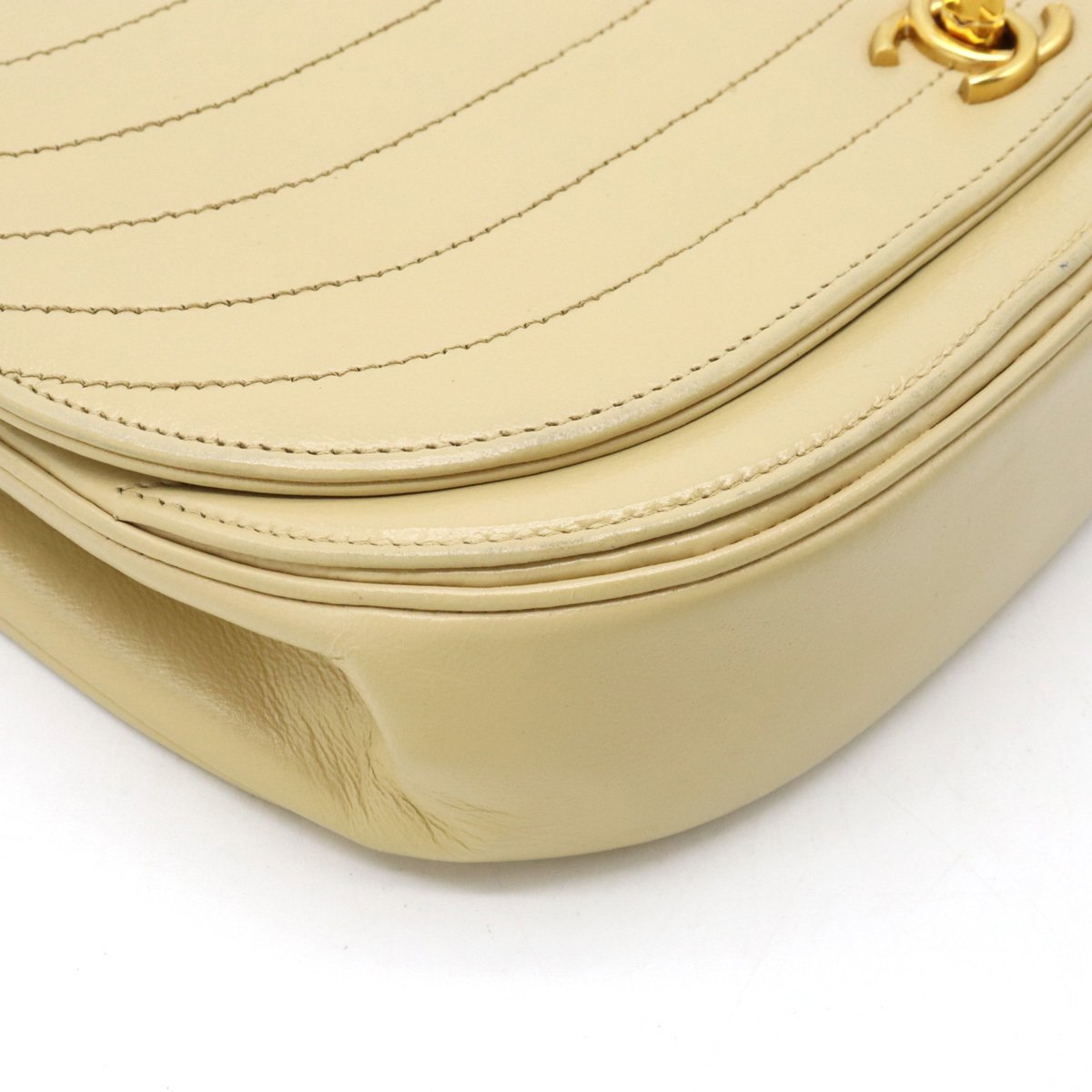 Chanel Shoulder Bag Beige Lambskin Halfmoon – Timeless Vintage Company