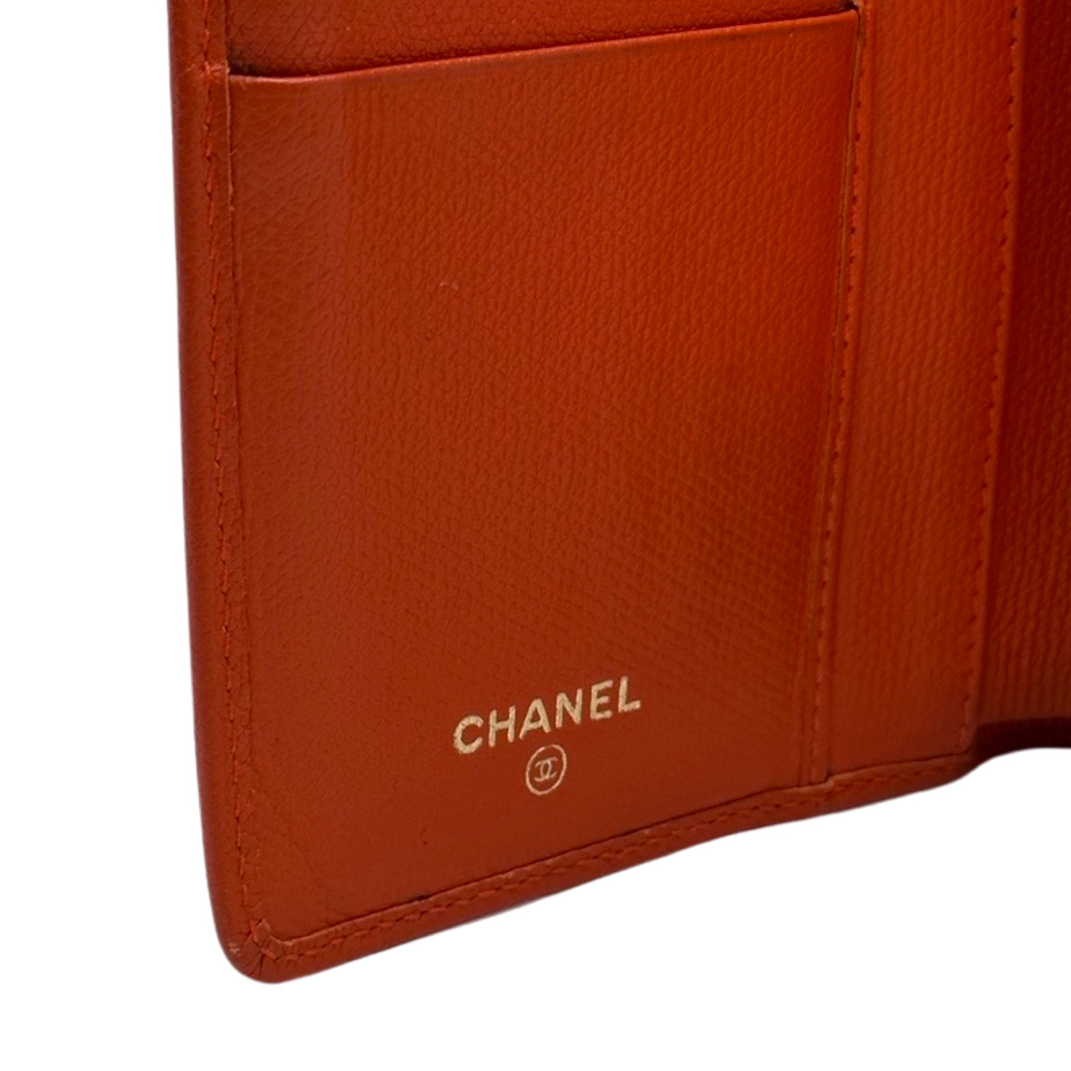 Chanel Vintage CC Bi-Fold Wallet on Chain Black - The Recollective